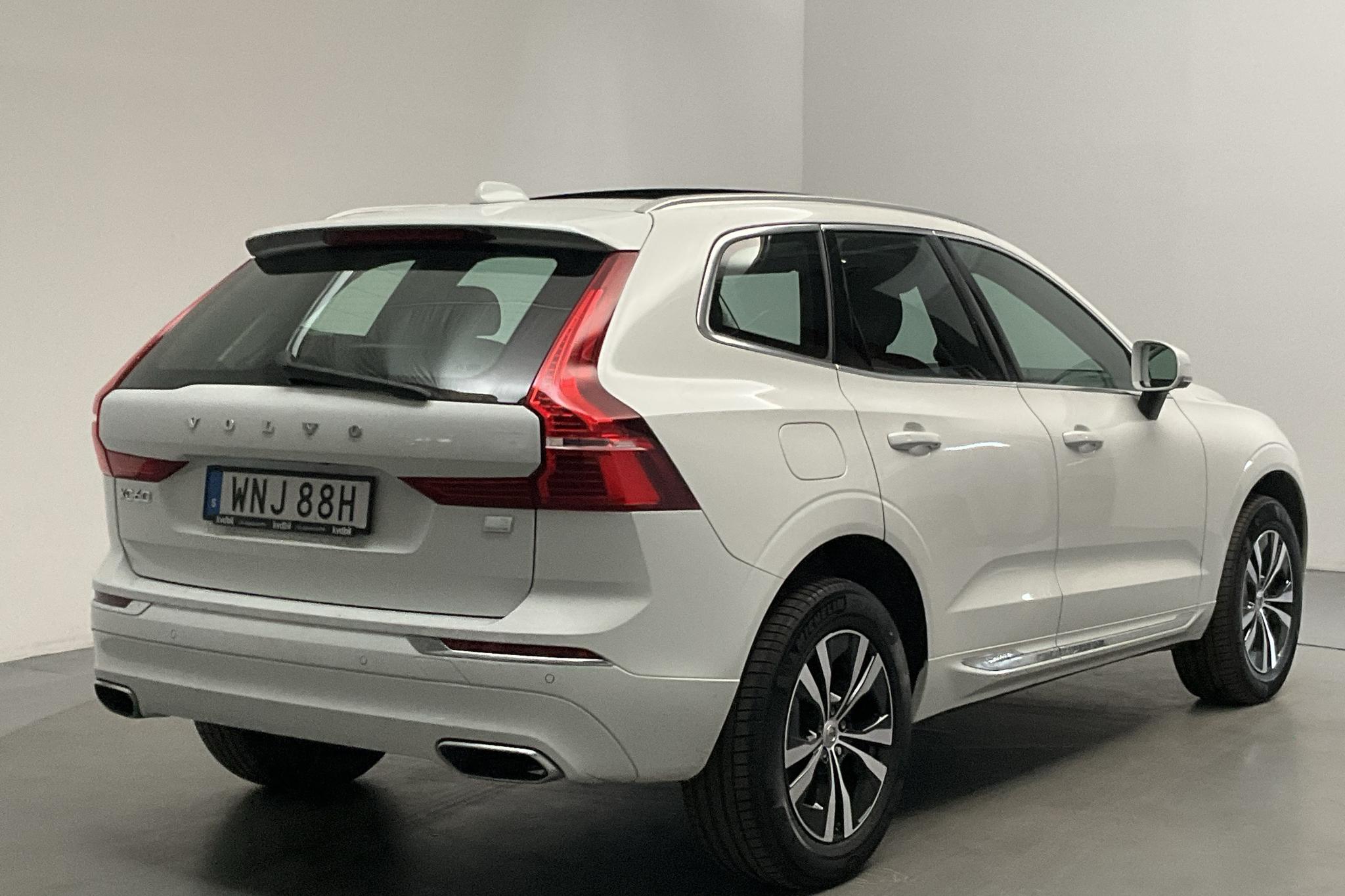 Volvo XC60 T6 AWD Recharge (340hk) - 112 700 km - Automatic - white - 2021