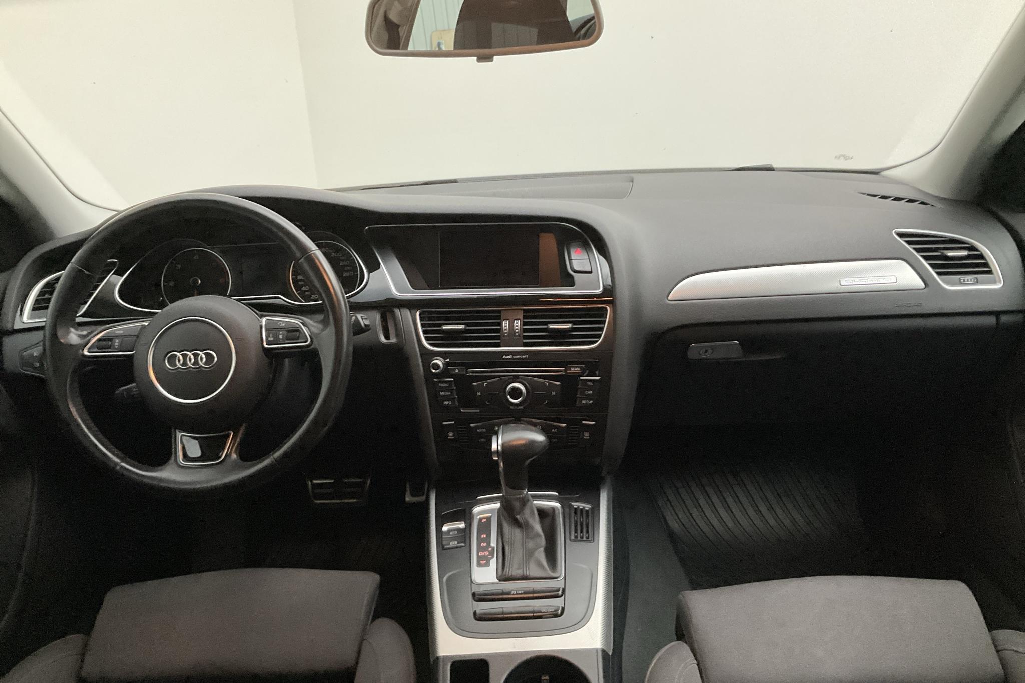 Audi A4 2.0 TDI clean diesel Avant quattro (190hk) - 178 700 km - Automatic - silver - 2015