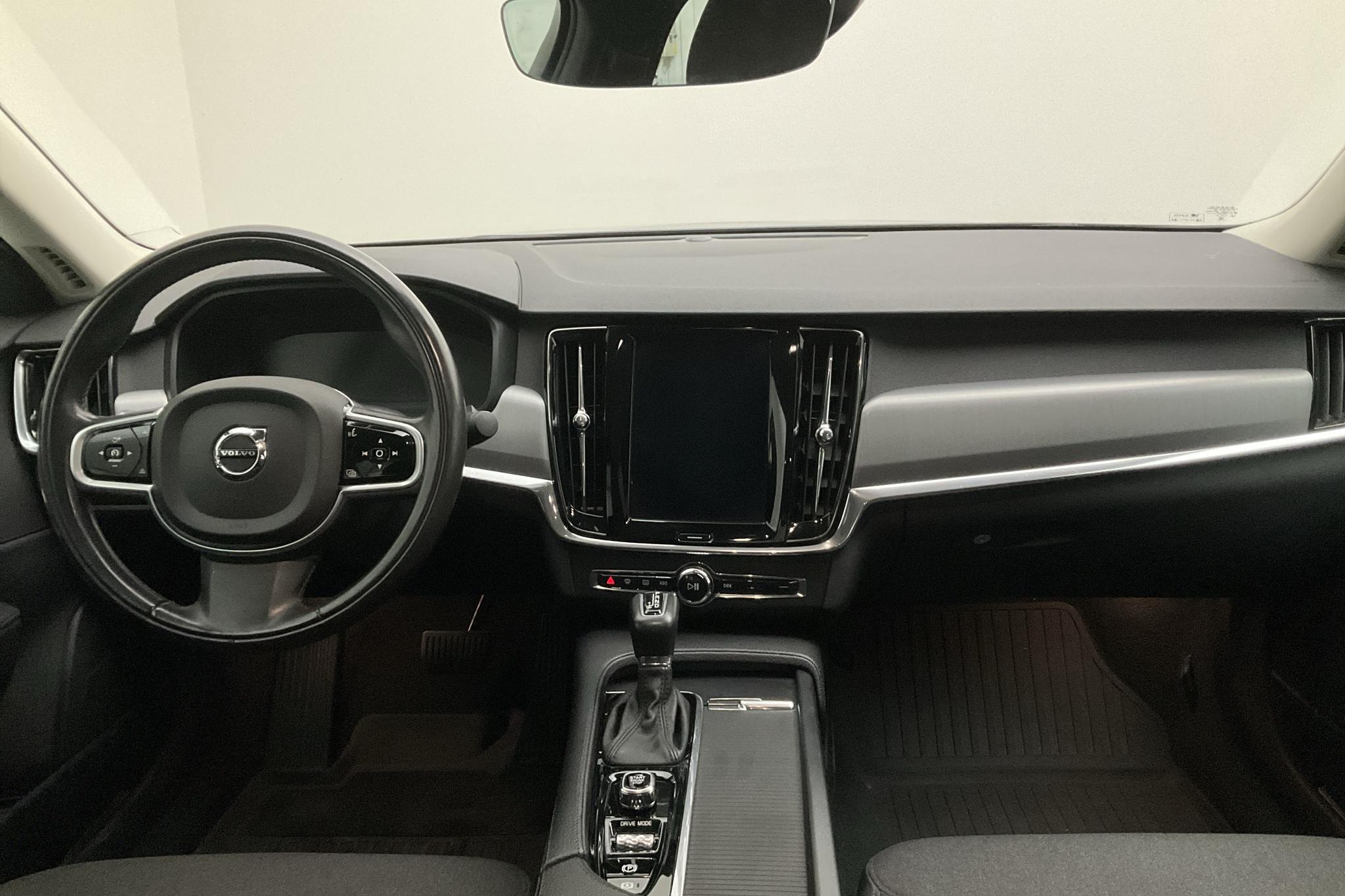 Volvo S90 D3 (150hk) - 129 350 km - Automaatne - must - 2018