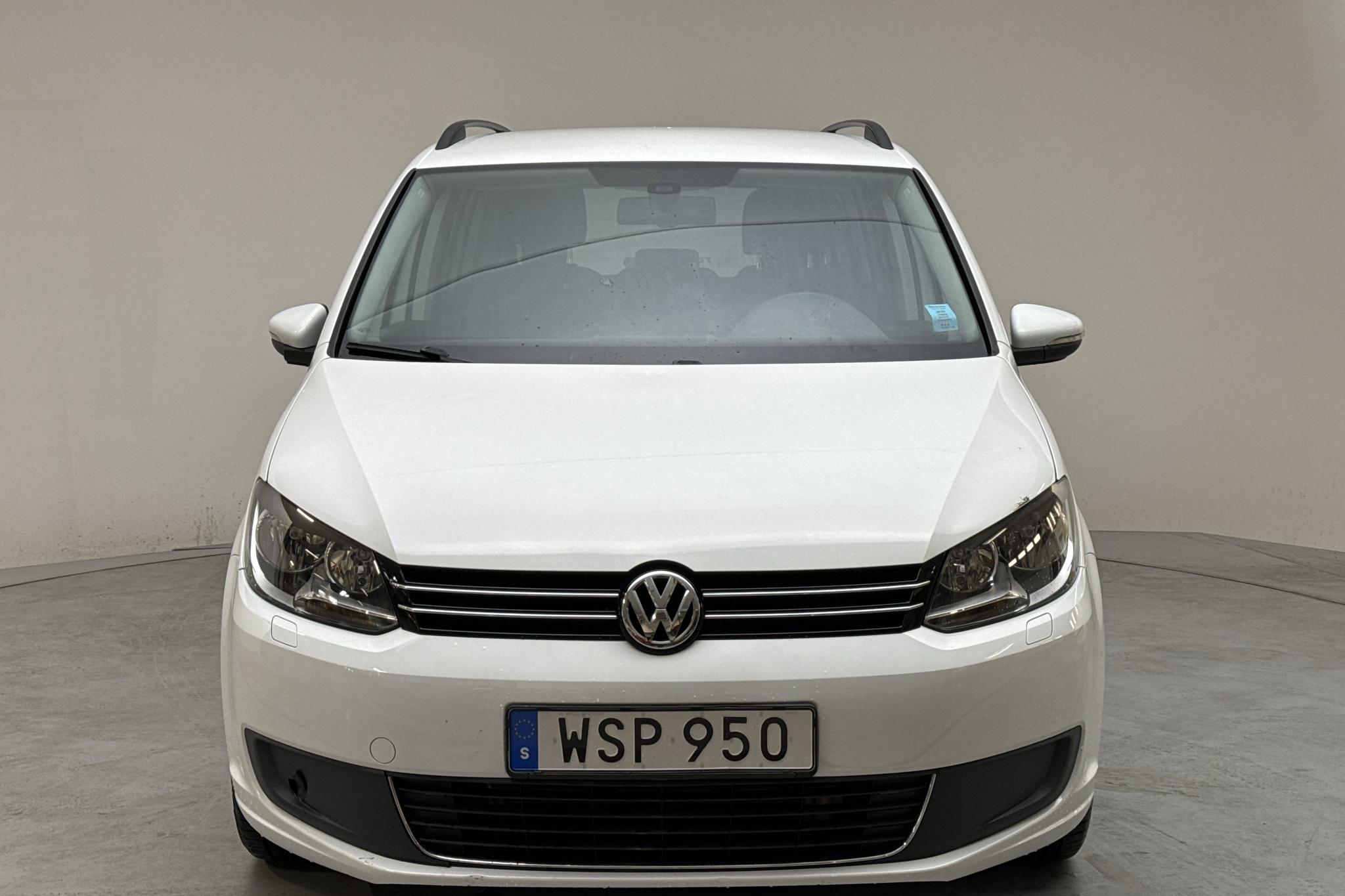 VW Touran 1.4 TGI EcoFuel (150hk) - 7 546 mil - Manuell - vit - 2015