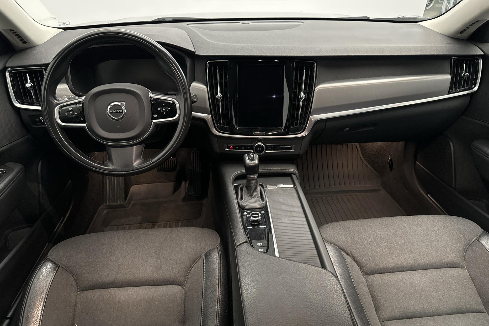 Volvo V90 D4 (190hk) - 183 680 km - Automatyczna - szary - 2017