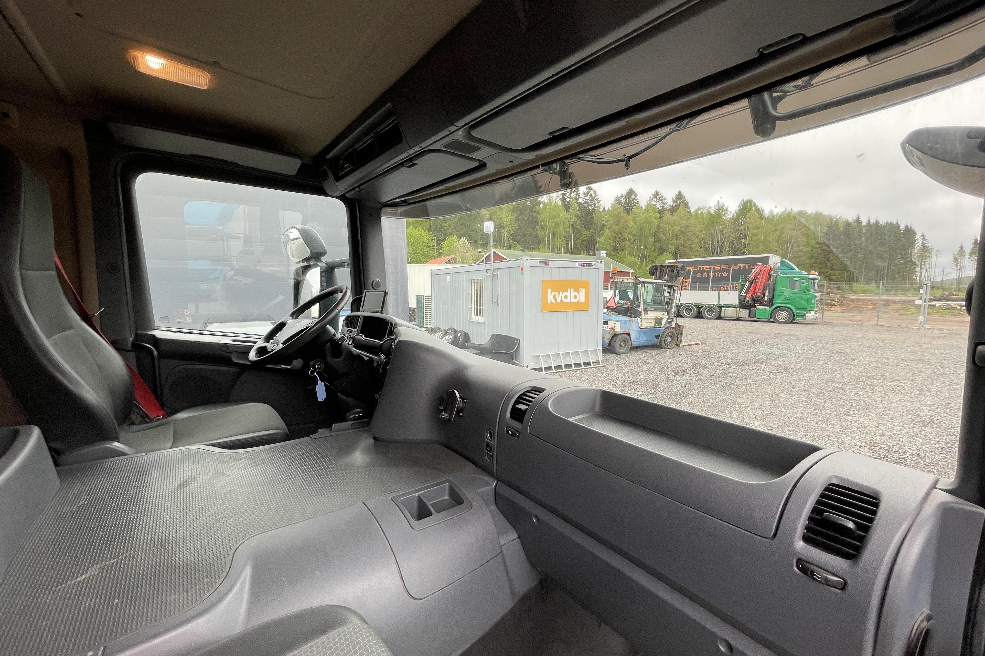 Scania P230 - 421 760 km - Automat - blå - 2013