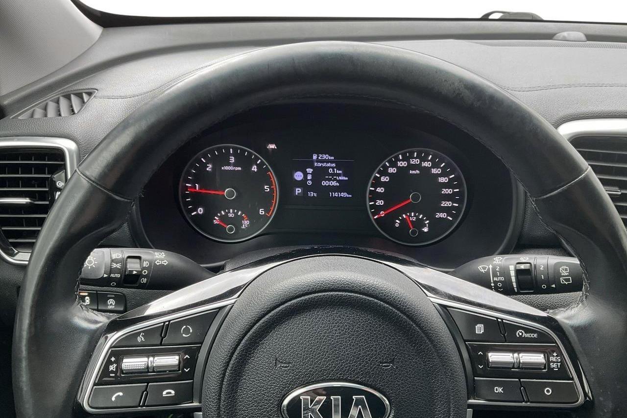 KIA Sportage 1.6 CRDi AWD (136hk) - 114 140 km - Automatyczna - biały - 2019