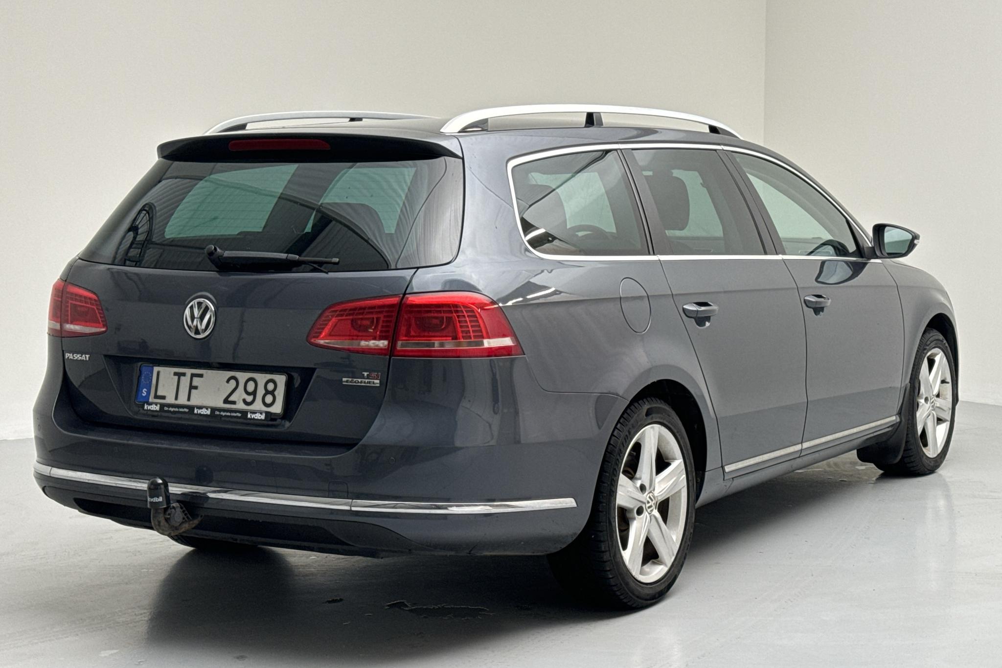 VW Passat 1.4 TSI EcoFuel Variant (150hk) - 168 140 km - Automaattinen - Light Grey - 2012