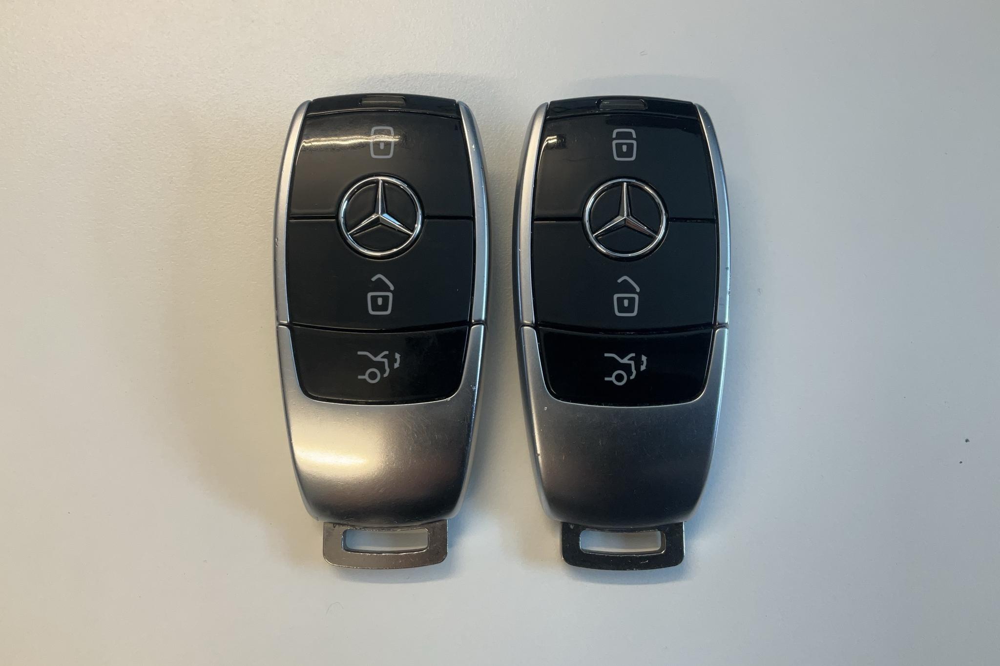 Mercedes E 300 de Kombi S213 (306hk) - 20 776 mil - Automat - svart - 2020