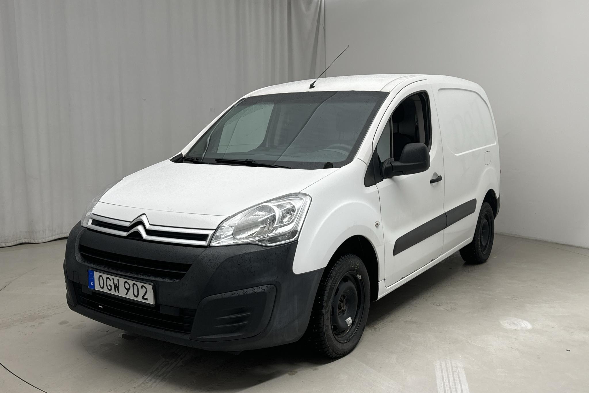 Citroen Berlingo 1.6 BlueHDi Skåp (75hk) - 137 340 km - Manualna - biały - 2016