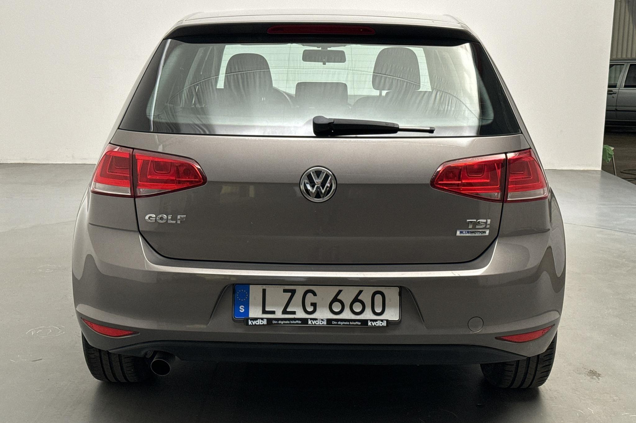 VW Golf VII 1.2 TSI 5dr (110hk) - 47 250 km - Manuaalinen - harmaa - 2016