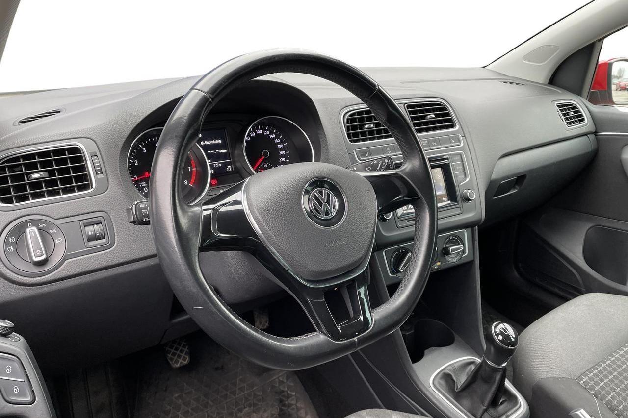 VW Polo 1.2 TSI 5dr (90hk) - 146 200 km - Käsitsi - punane - 2015
