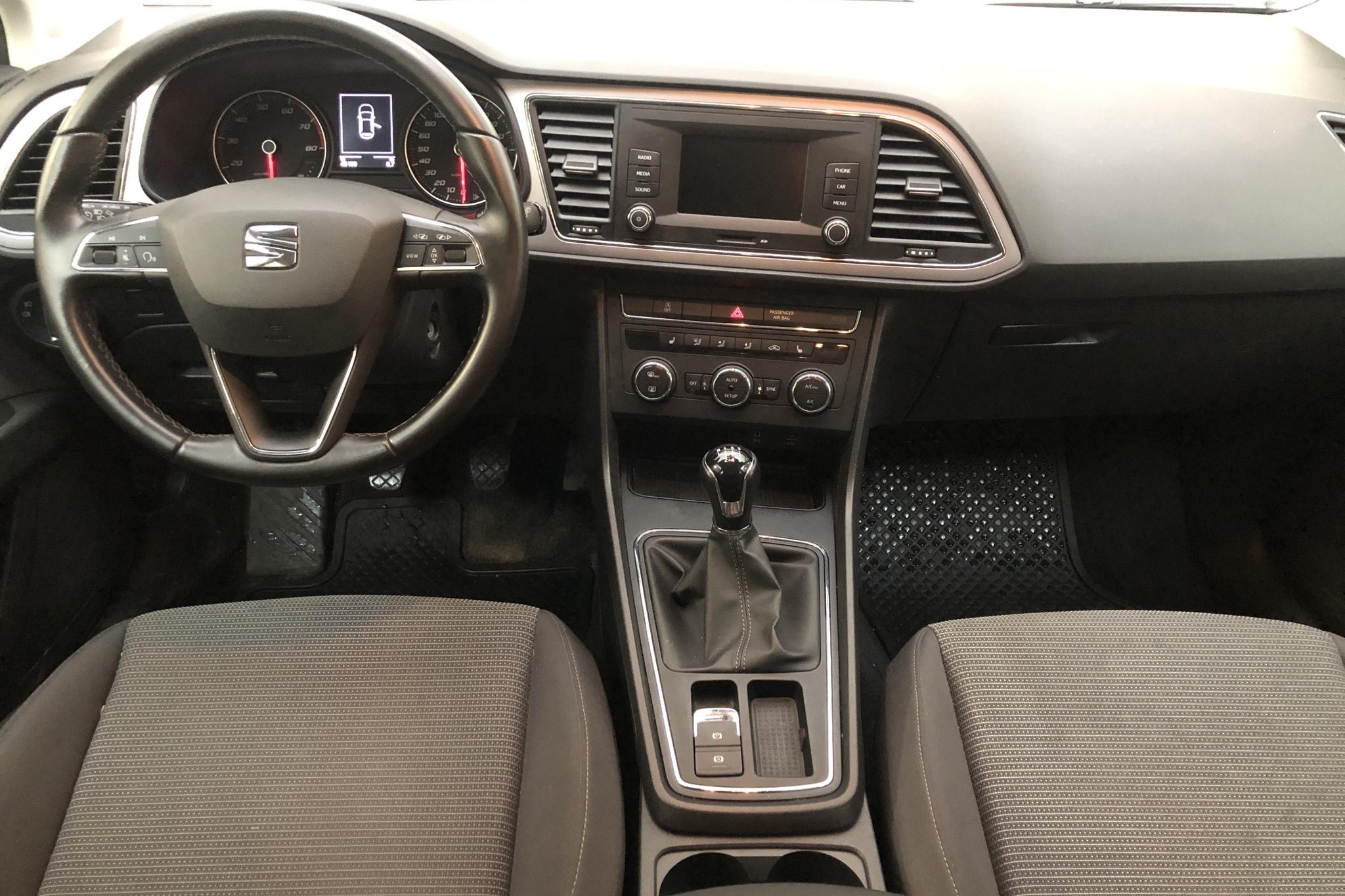 Seat Leon 1.0 TSI ST (115hk) - 45 150 km - Manualna - biały - 2020