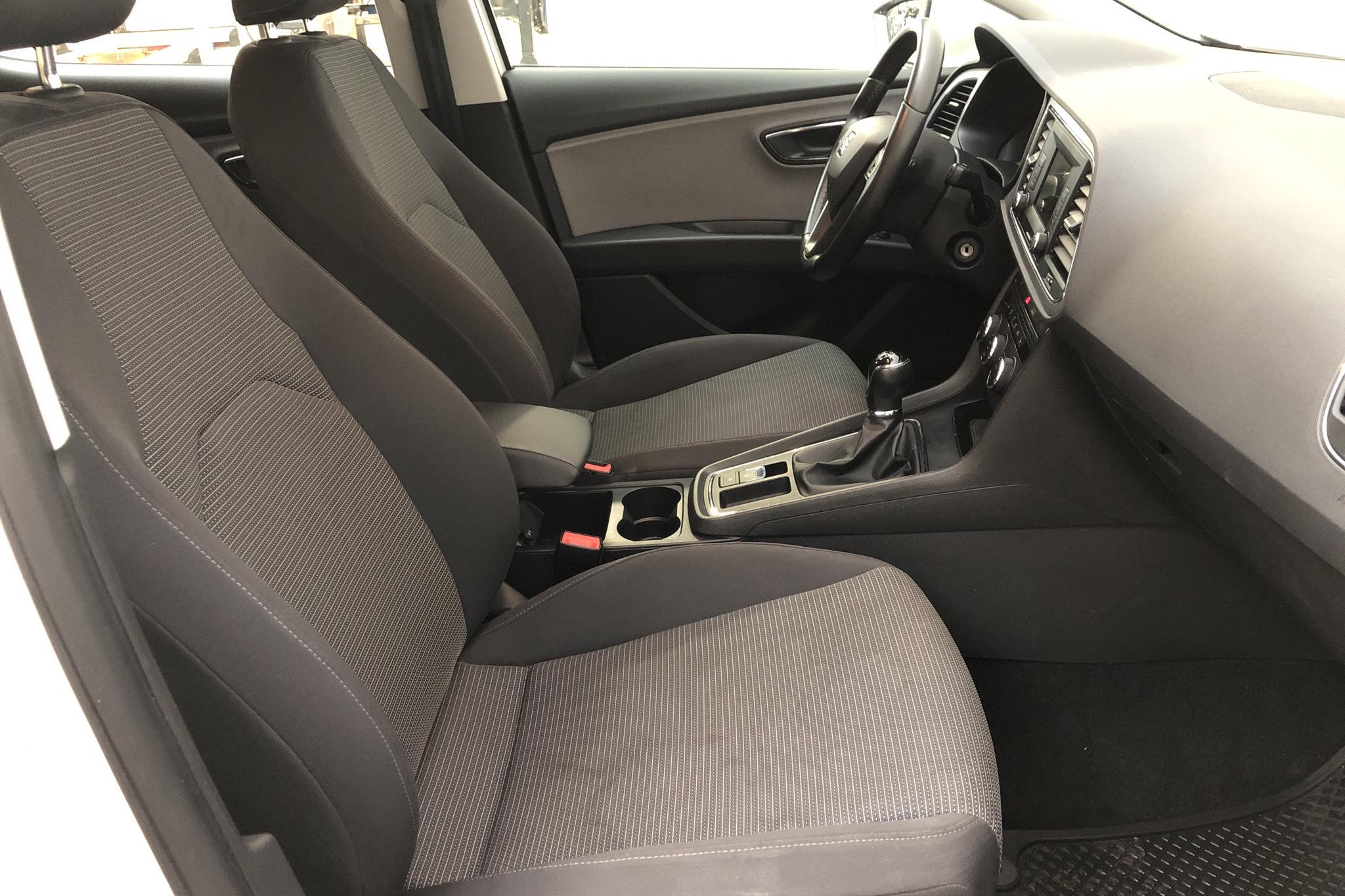 Seat Leon 1.0 TSI ST (115hk) - 45 150 km - Manualna - biały - 2020