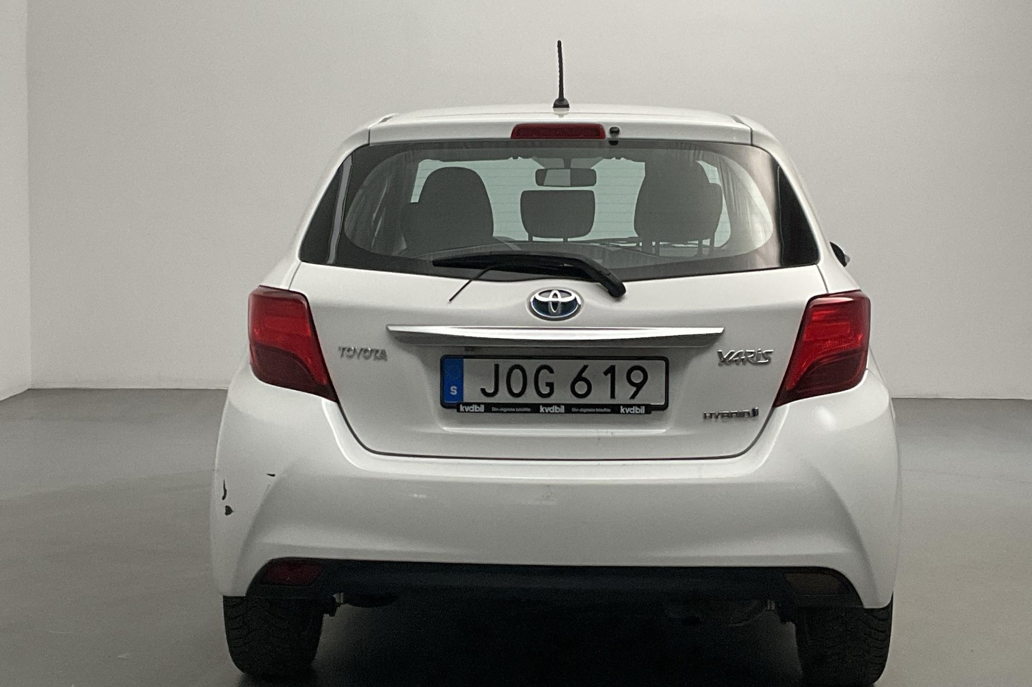 Toyota Yaris 1.5 HSD 5dr (75hk) - 108 100 km - Automatic - white - 2015