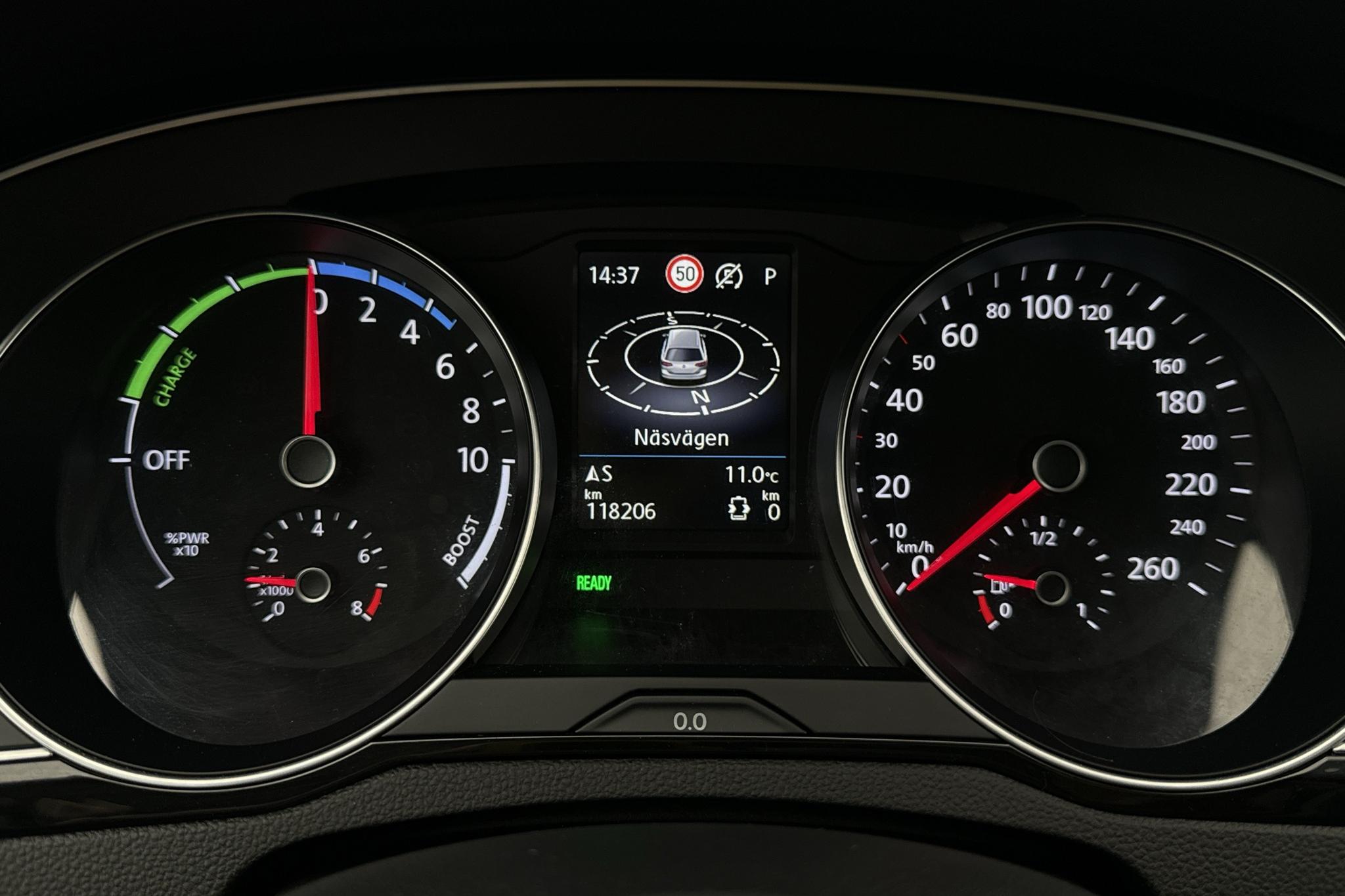 VW Passat 1.4 GTE Sportscombi (218hk) - 118 210 km - Automaattinen - hopea - 2021