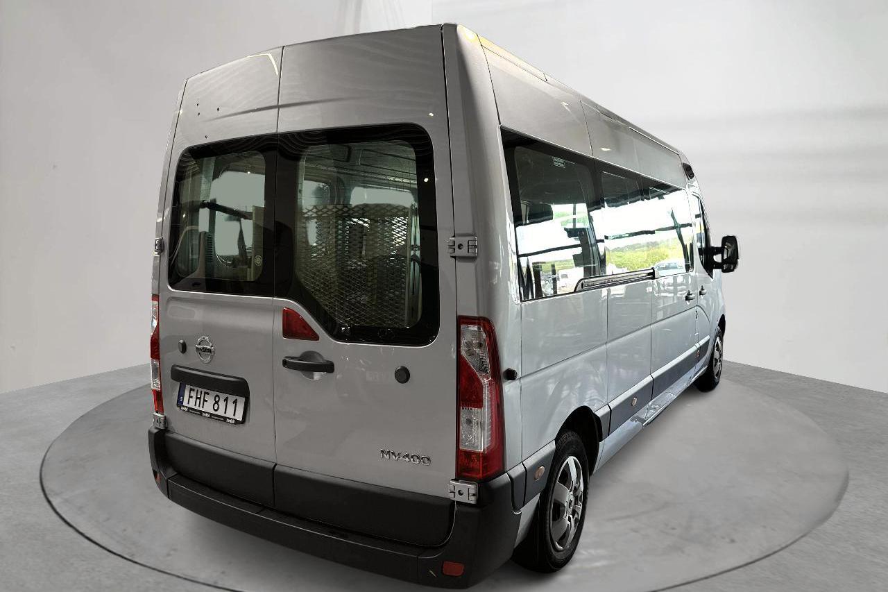 Nissan NV400 2.3 dCi Buss (125hk) - 207 560 km - Manualna - srebro - 2015