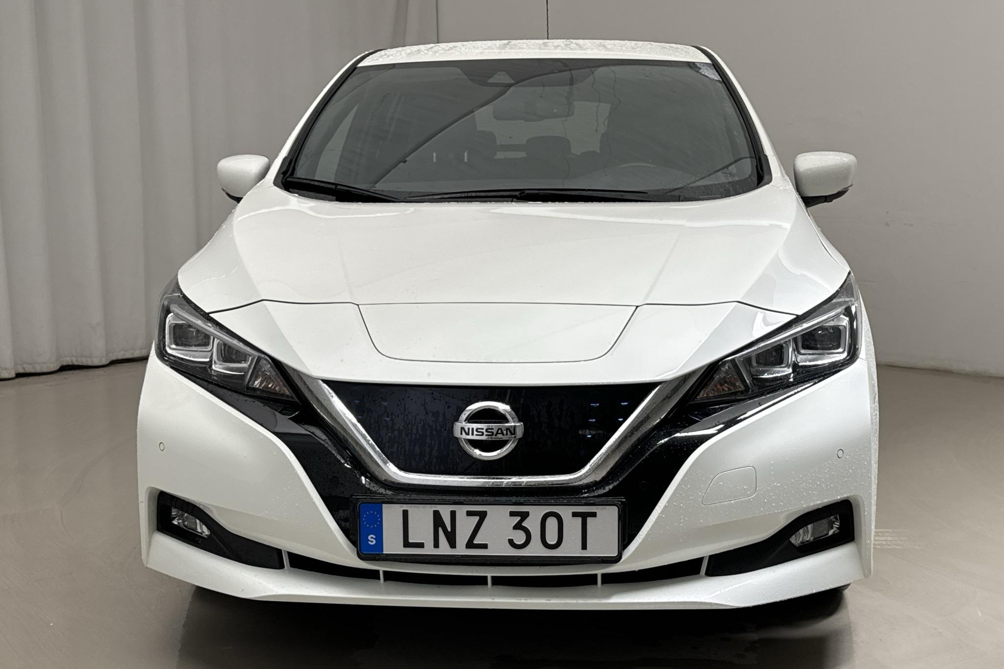 Nissan LEAF 5dr 40 kWh (150hk) - 32 830 km - Automatyczna - biały - 2021