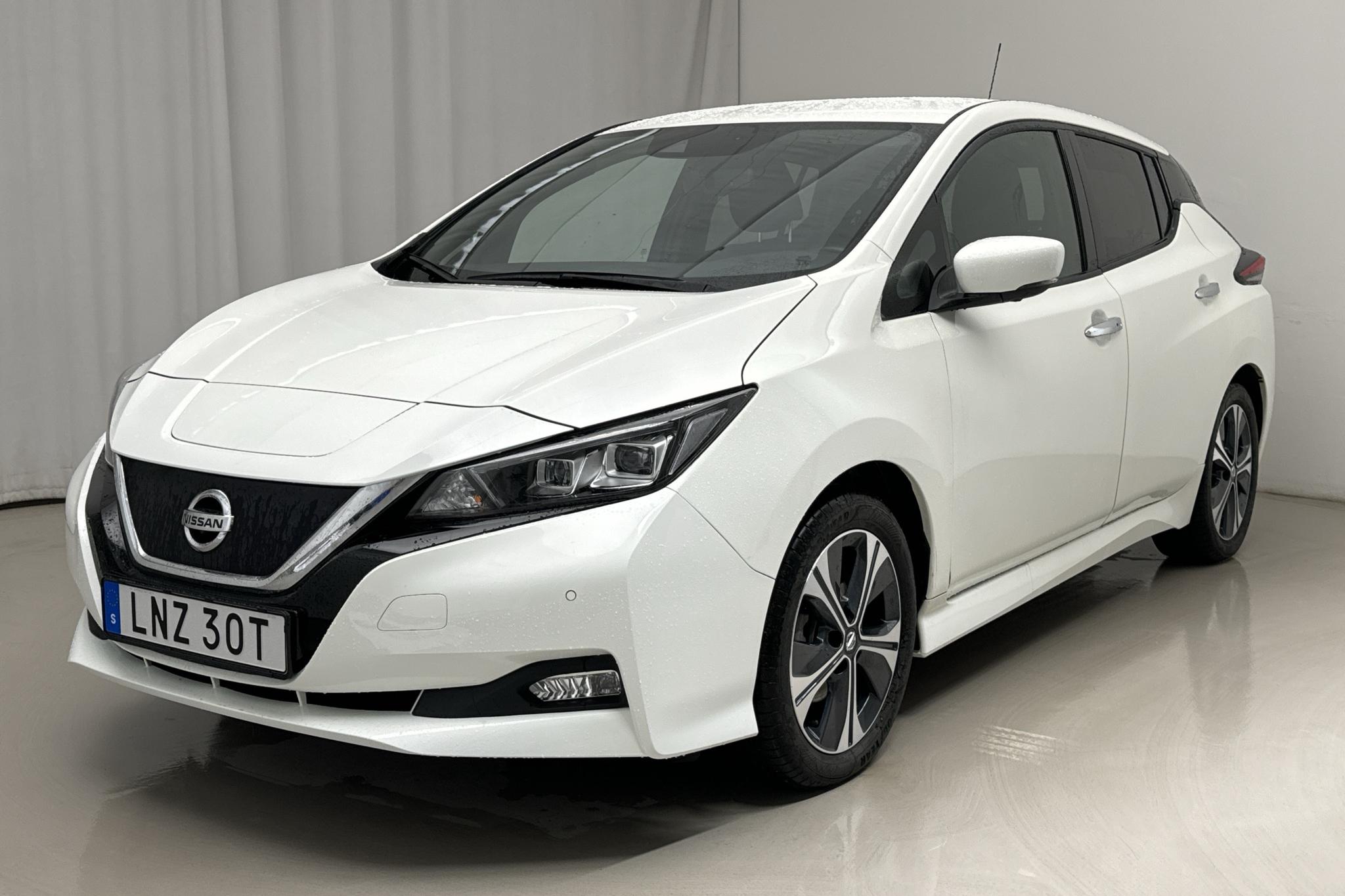 Nissan LEAF 5dr 40 kWh (150hk) - 32 830 km - Automaatne - valge - 2021