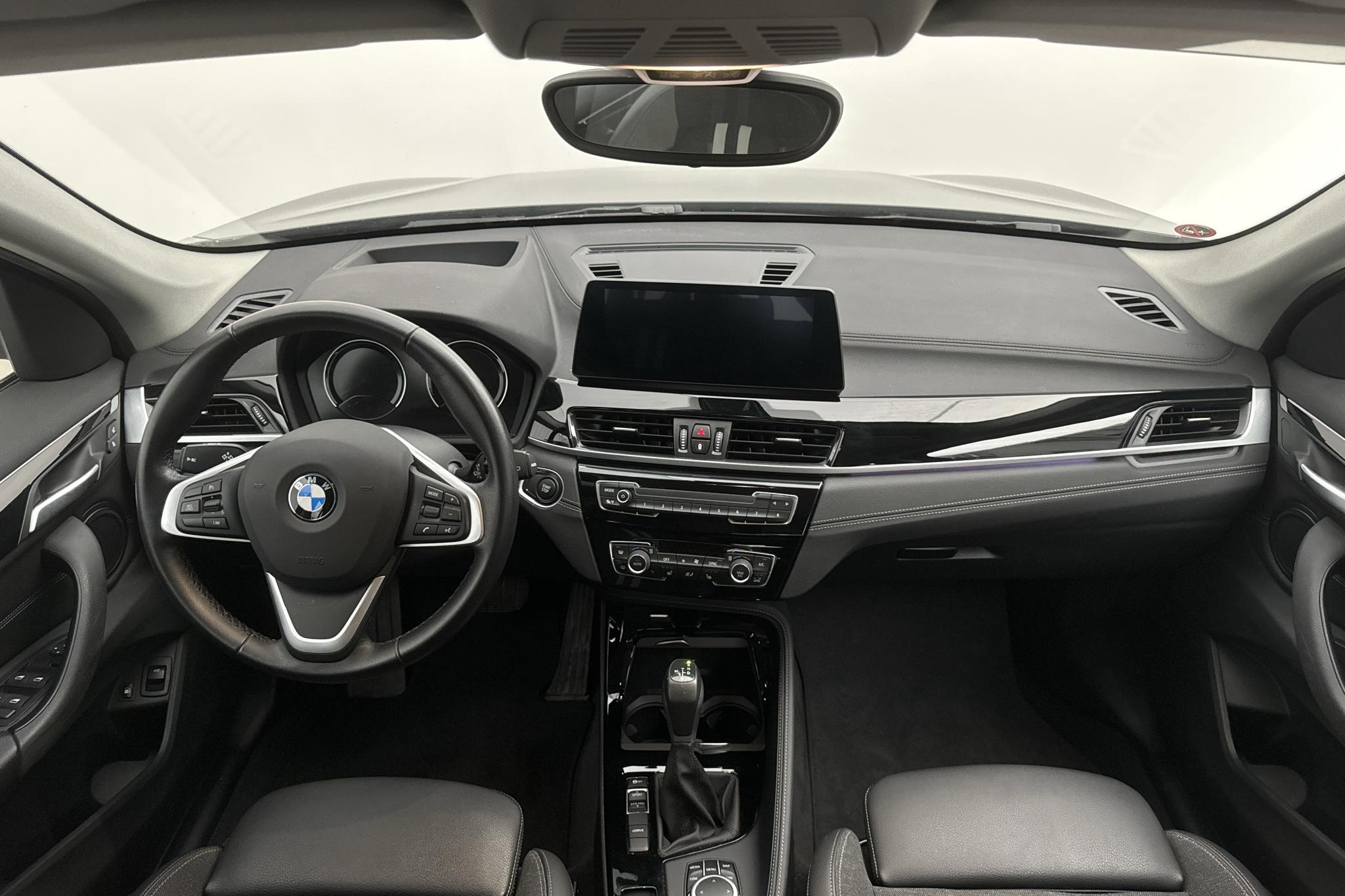 BMW X1 xDrive25e 9,7 kWh LCI, F48 (220hk) - 36 330 km - Automatyczna - czarny - 2022