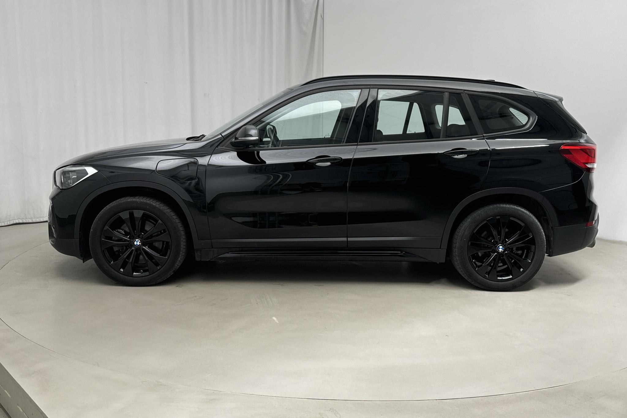 BMW X1 xDrive25e 9,7 kWh LCI, F48 (220hk) - 36 330 km - Automatyczna - czarny - 2022