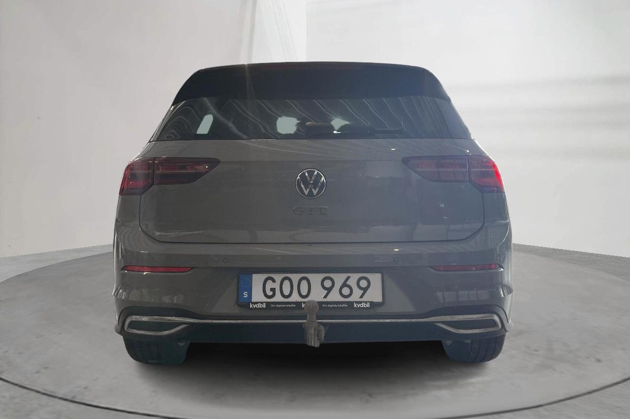 VW Golf VIII 1.4 eHybrid 5dr (204hk) - 9 212 mil - Automat - grå - 2021