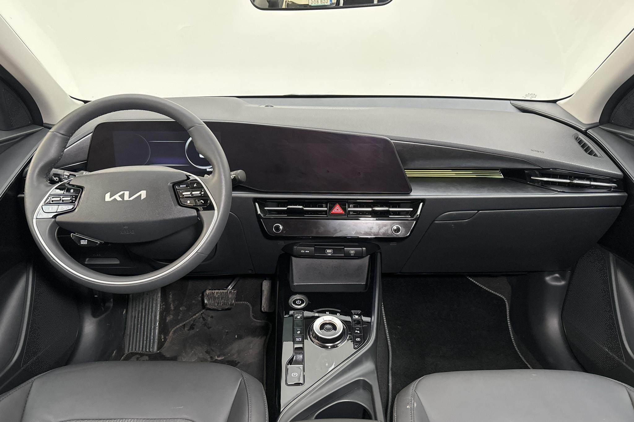 KIA Niro EV 65 kWh (204hk) - 904 mil - Automat - grön - 2023