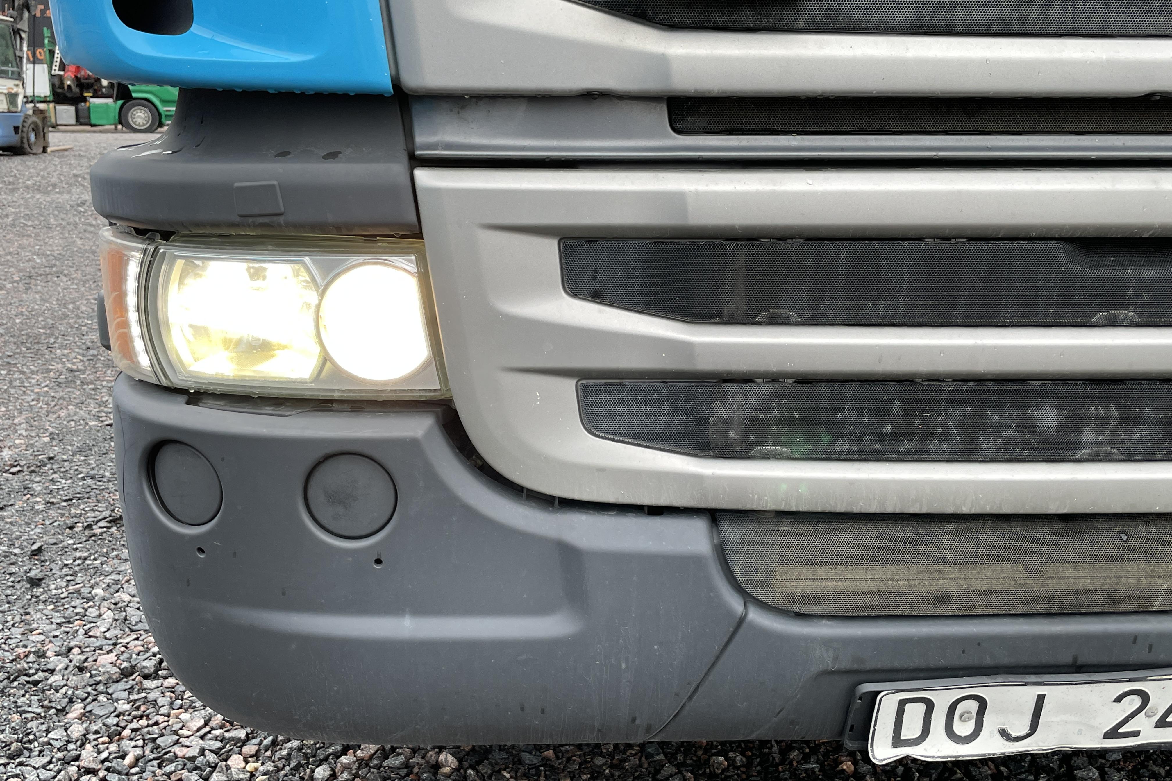 Scania P360 - 571 471 km - Automaattinen - sininen - 2013