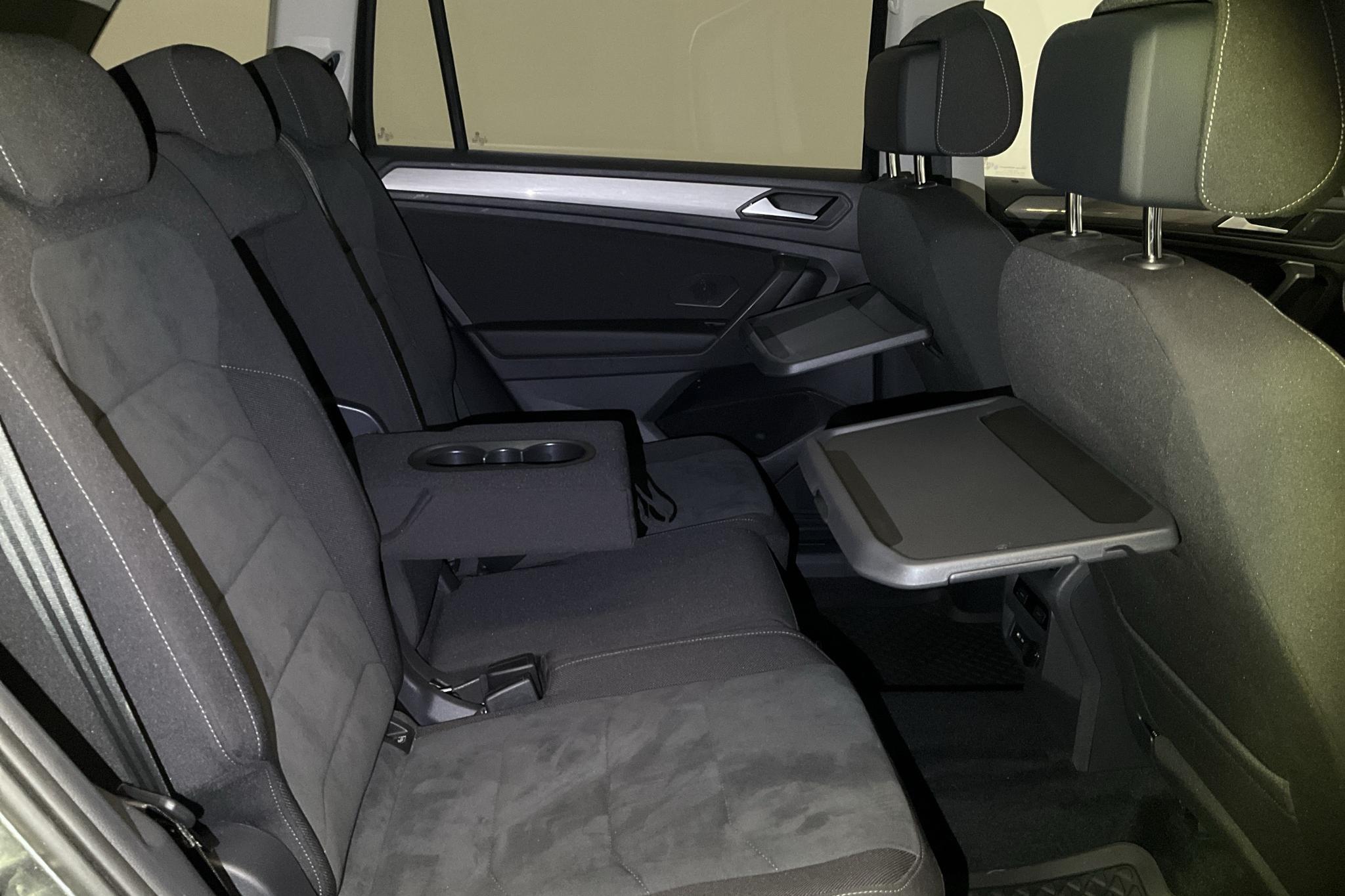 VW Tiguan Allspace 2.0 TSI 4MOTION (190hk) - 23 900 km - Automaatne - Dark Grey - 2021