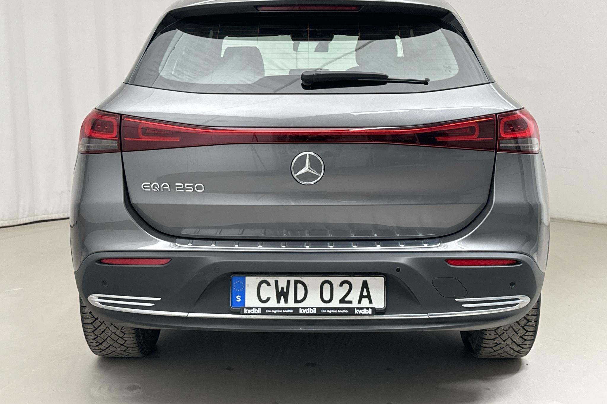Mercedes EQA 250 H243 (190hk) - 1 437 mil - Automat - Dark Grey - 2023