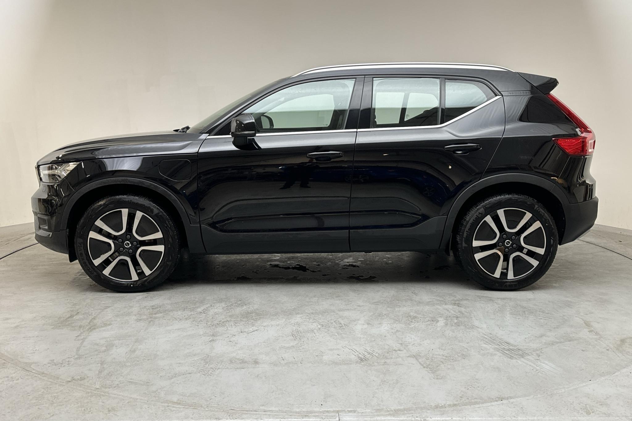 Volvo XC40 T4 2WD Recharge (211hk) - 77 790 km - Automatic - black - 2021