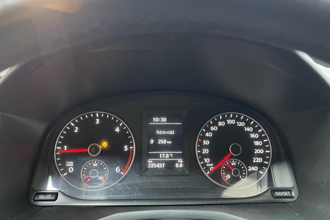 VW Caddy 2.0 TDI Maxi Skåp 4MOTION (122hk) - 22 544 mil - Manuell - vit - 2018