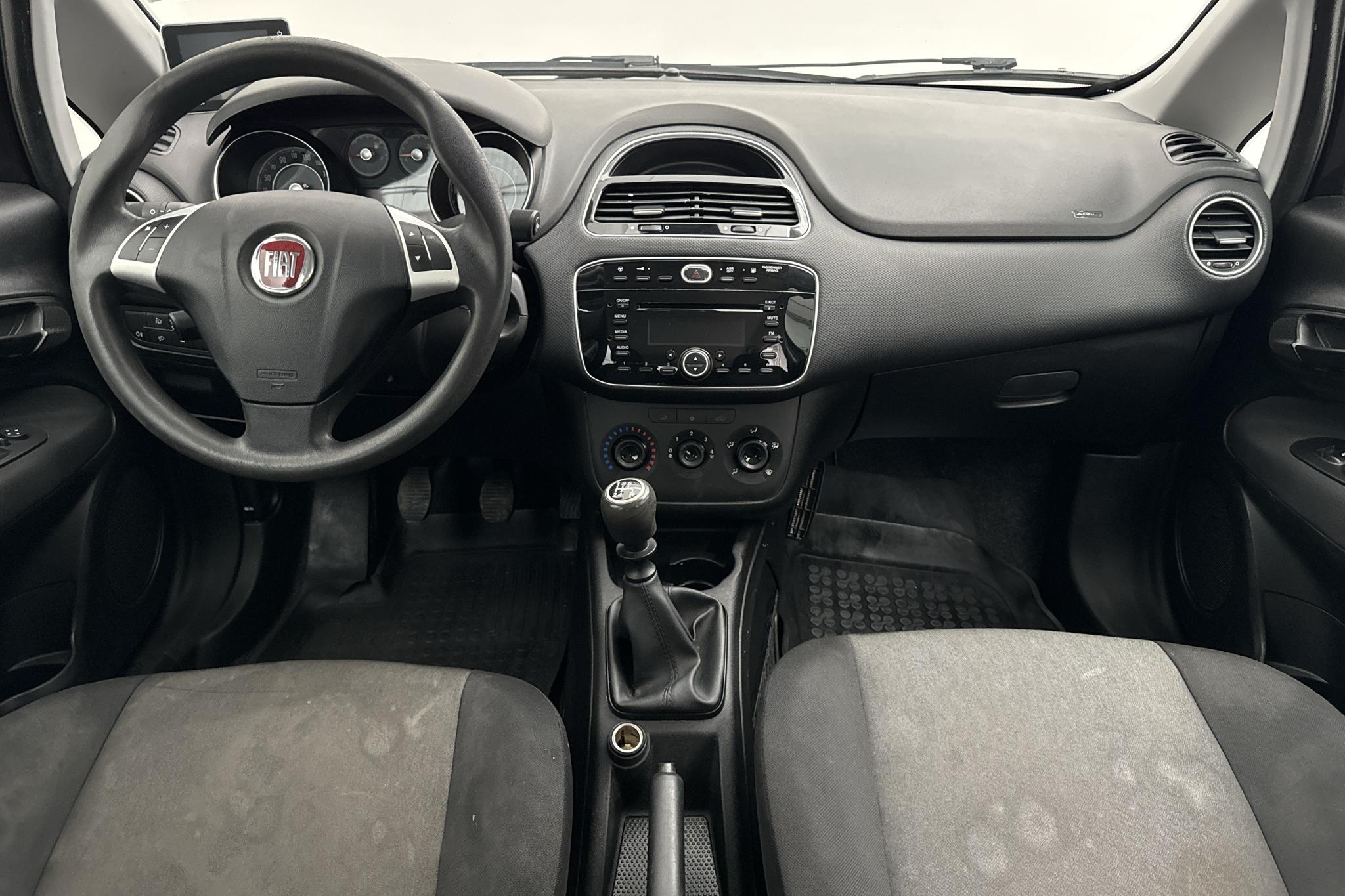 Fiat Punto 1.4 Natural Power 5dr (70hk) - 116 750 km - Käsitsi - must - 2015