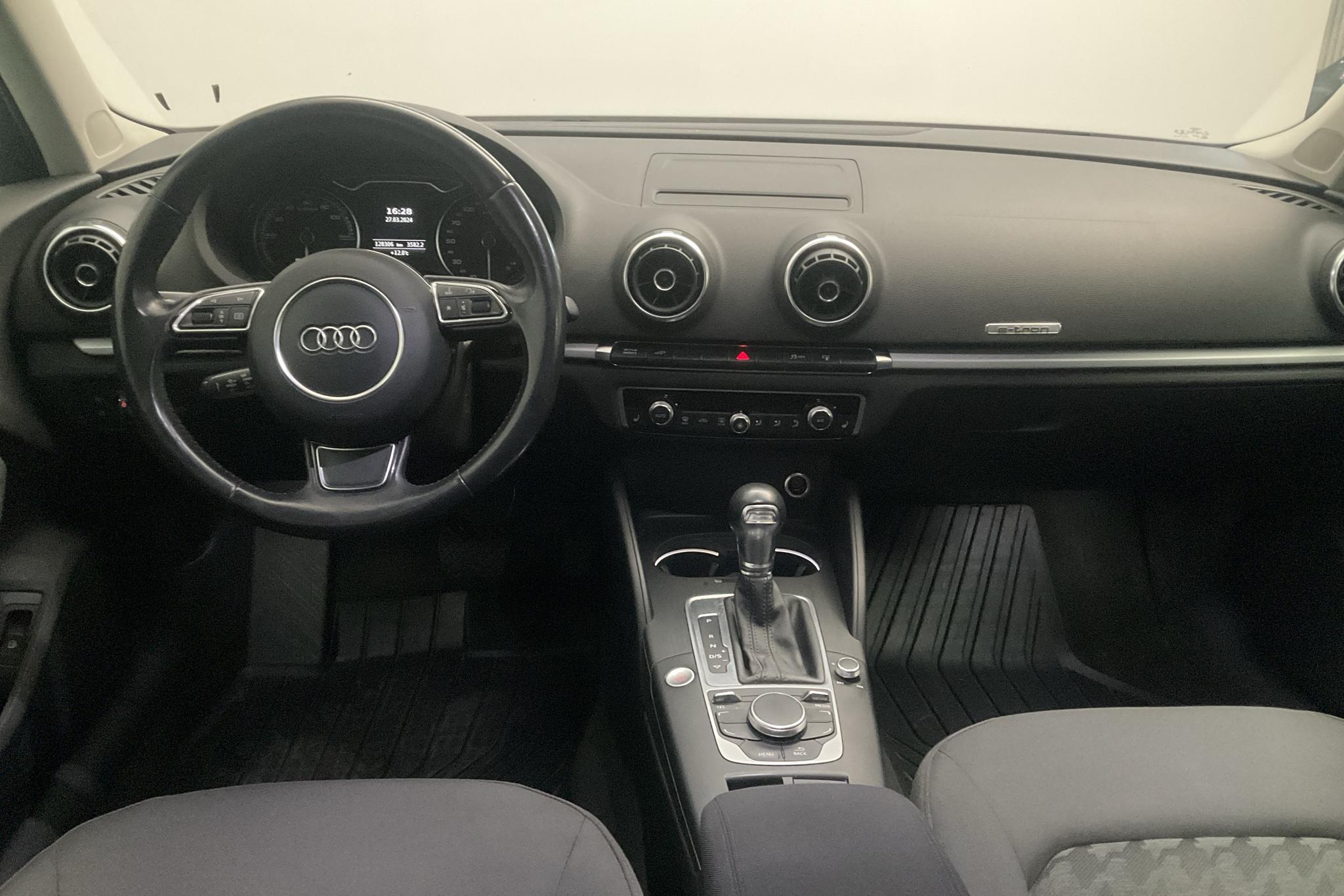 Audi A3 1.4 TFSI e-tron Sportback (150hk) - 128 300 km - Automatic - black - 2016