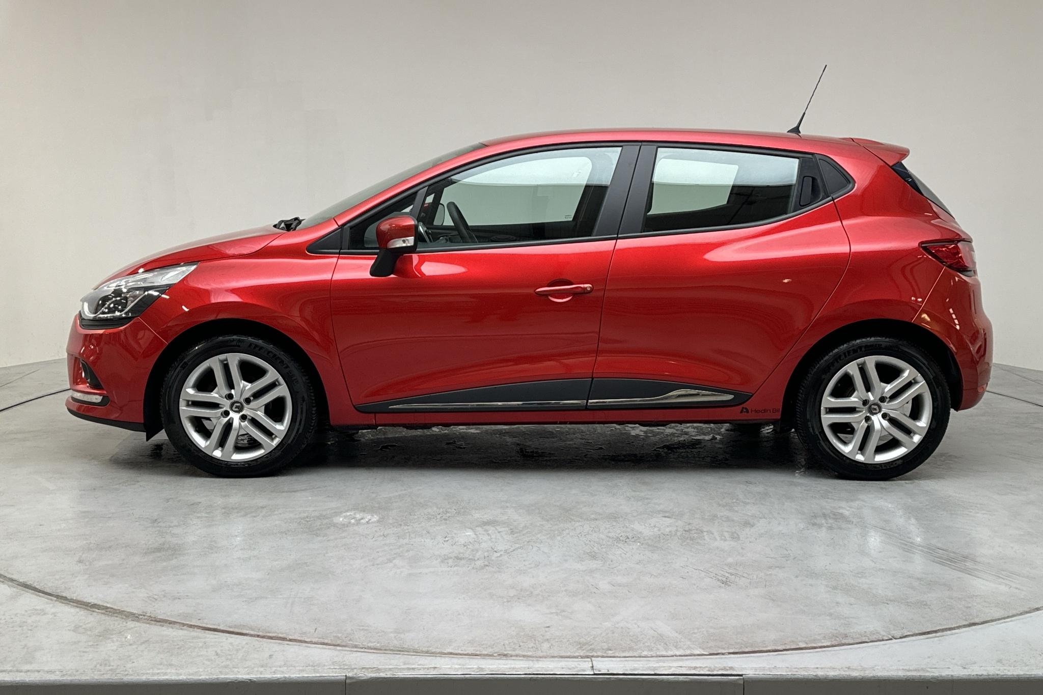 Renault Clio IV 0.9 TCe 90 5dr (90hk) - 70 000 km - Manual - red - 2020