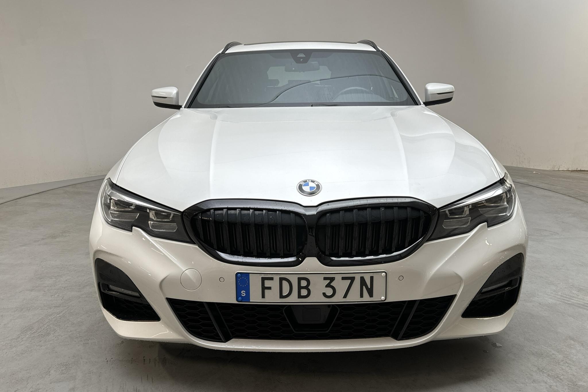 BMW 320d xDrive Touring, G21 (190hk) - 7 158 mil - Automat - vit - 2020