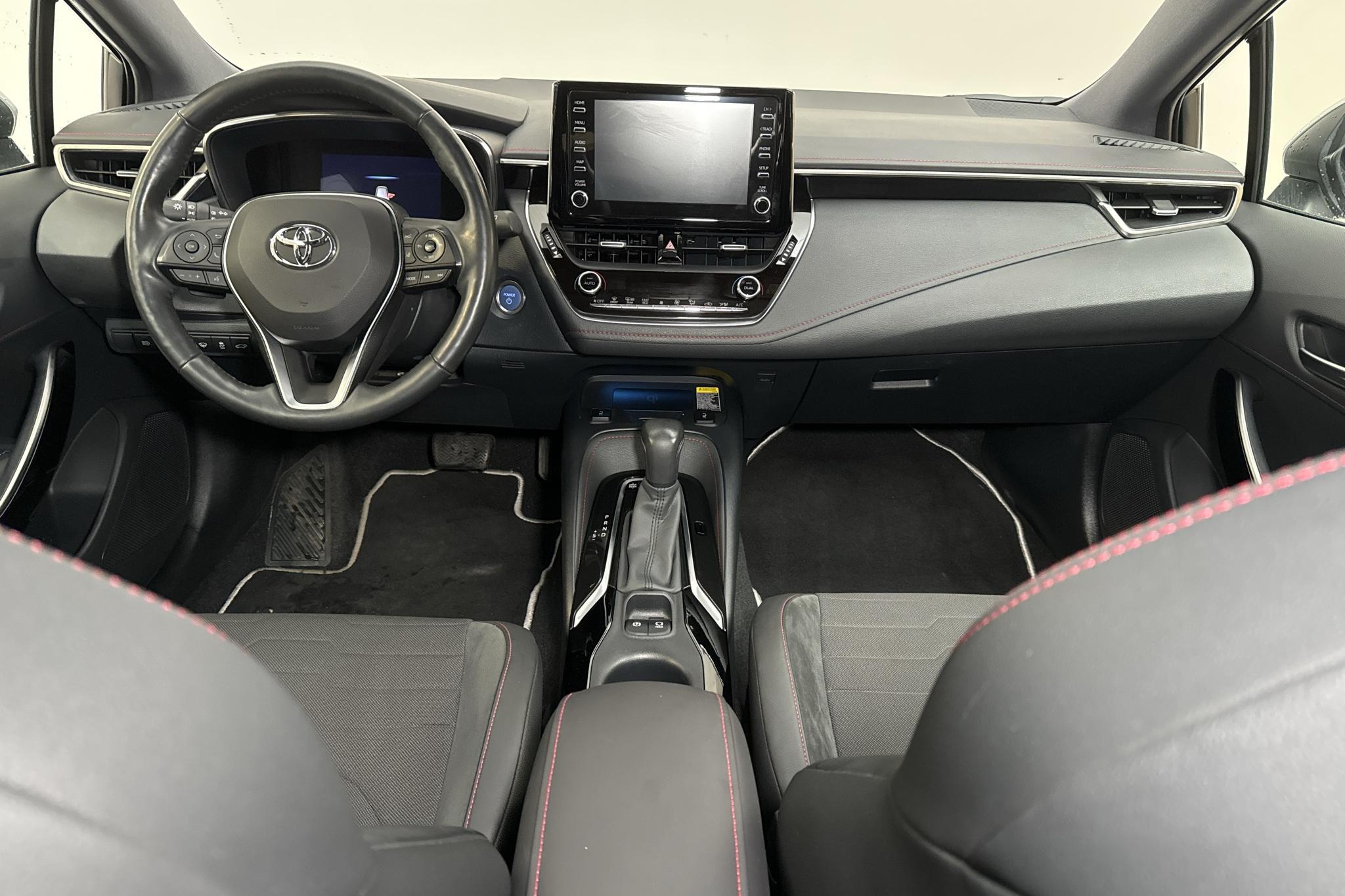 Toyota Corolla 2.0 Hybrid Touring Sports (184hk) - 65 060 km - Automatyczna - srebro - 2020