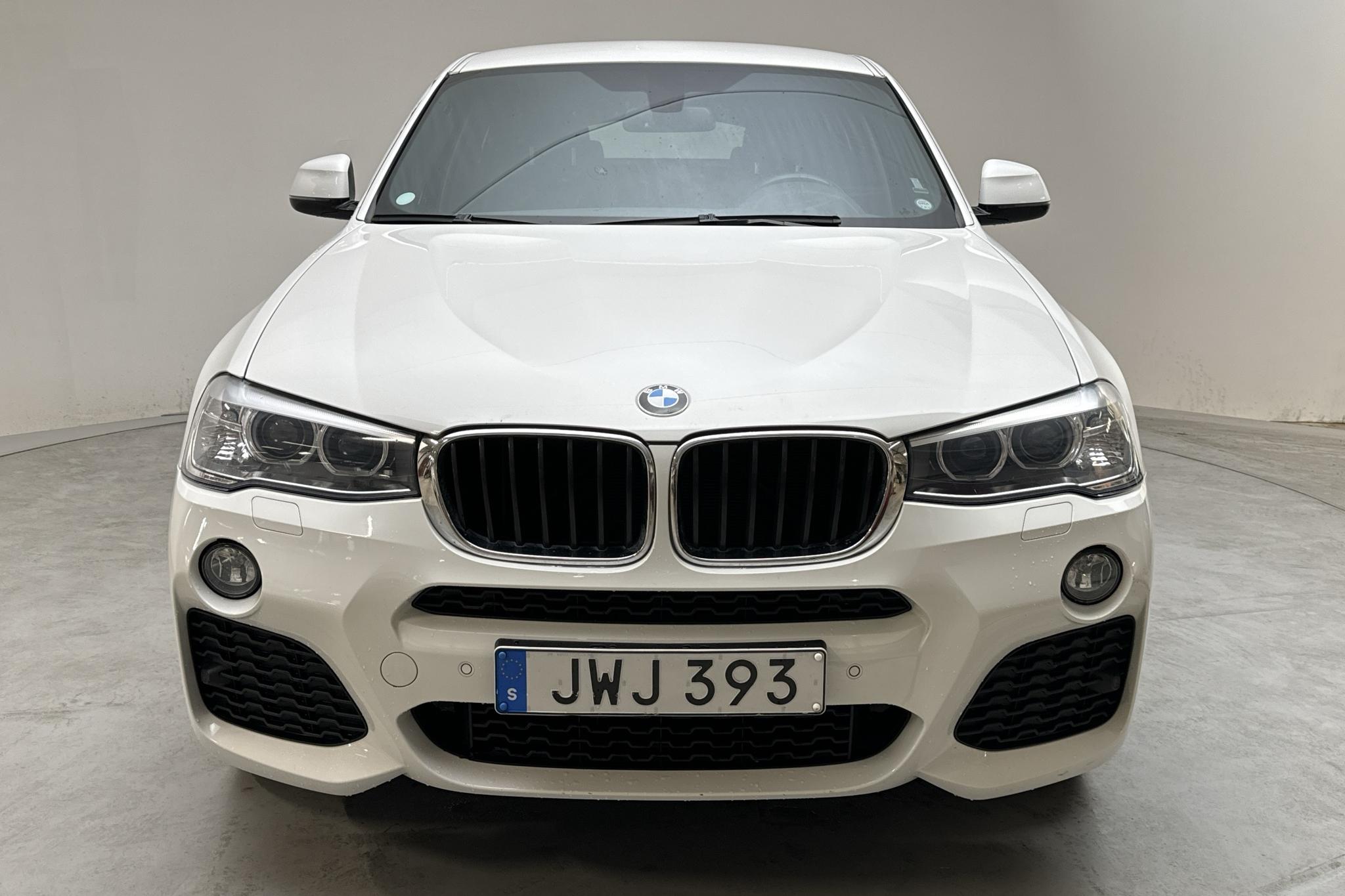 BMW X4 xDrive 20d, F26 (190hk) - 125 160 km - Automaatne - valge - 2016