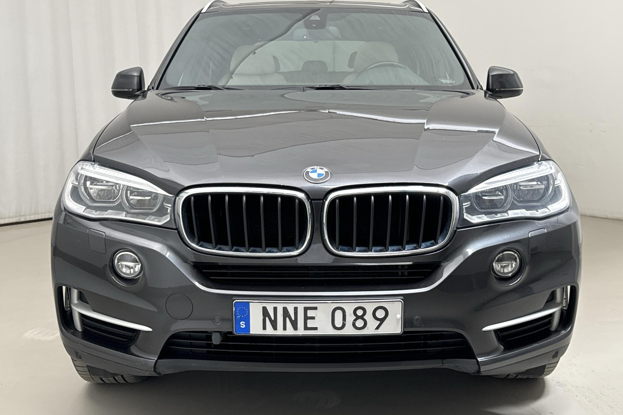 BMW X5 xDrive30d, F15 (258hk) - 155 330 km - Automaatne - hall - 2014