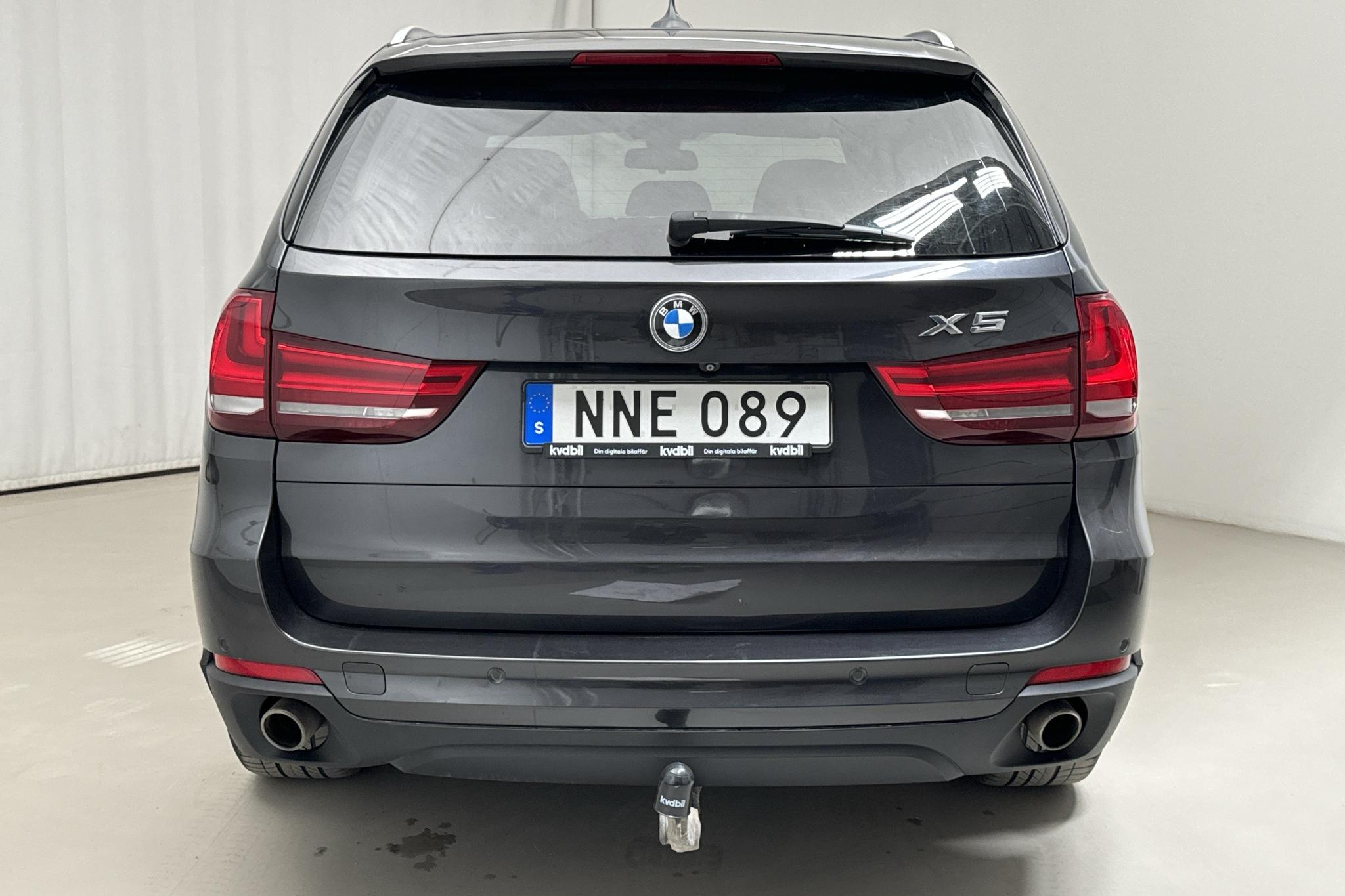 BMW X5 xDrive30d, F15 (258hk) - 155 330 km - Automatyczna - szary - 2014