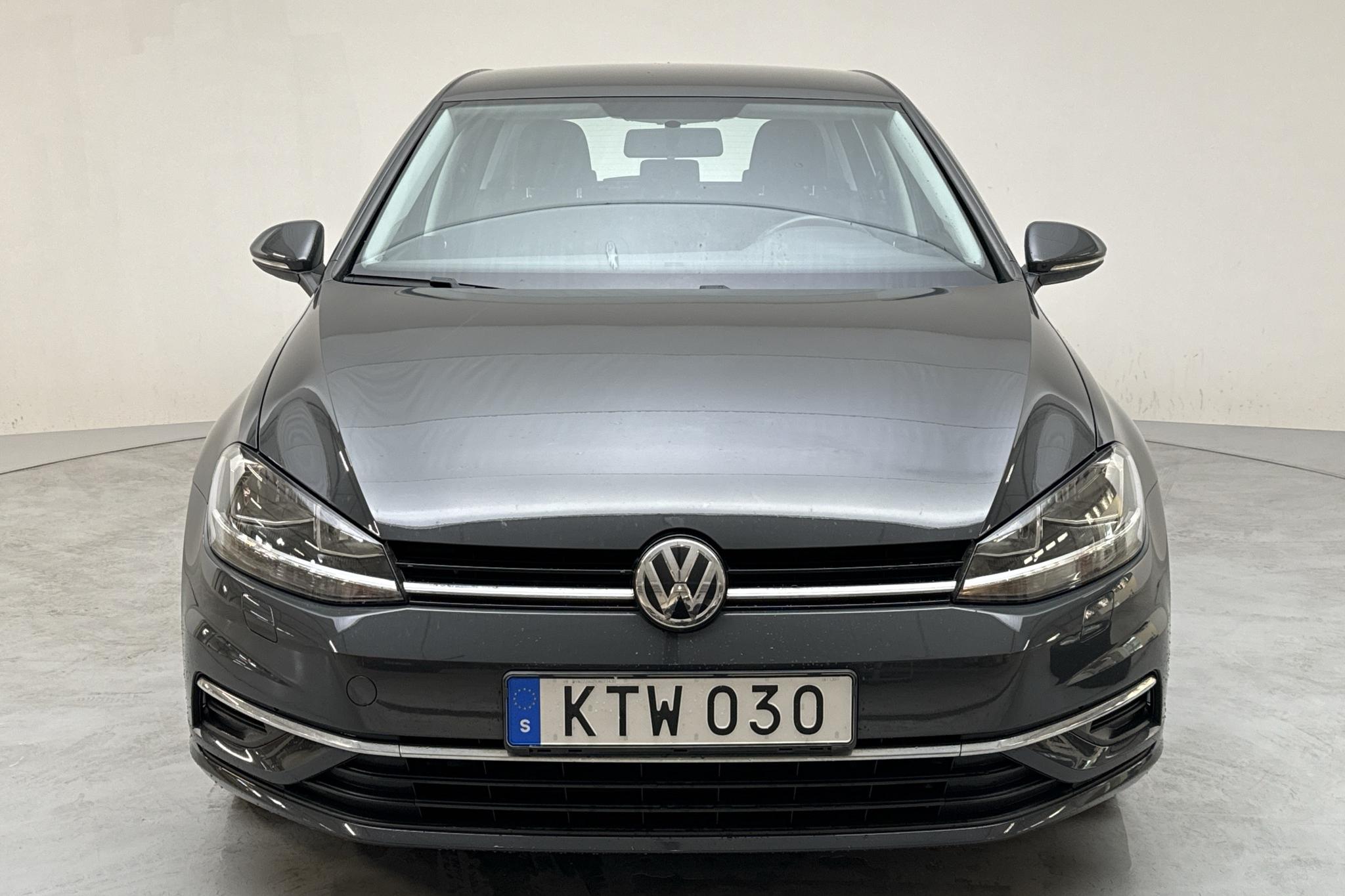 VW Golf VII 1.0 TSI 5dr (115hk) - 7 369 mil - Automat - grå - 2019