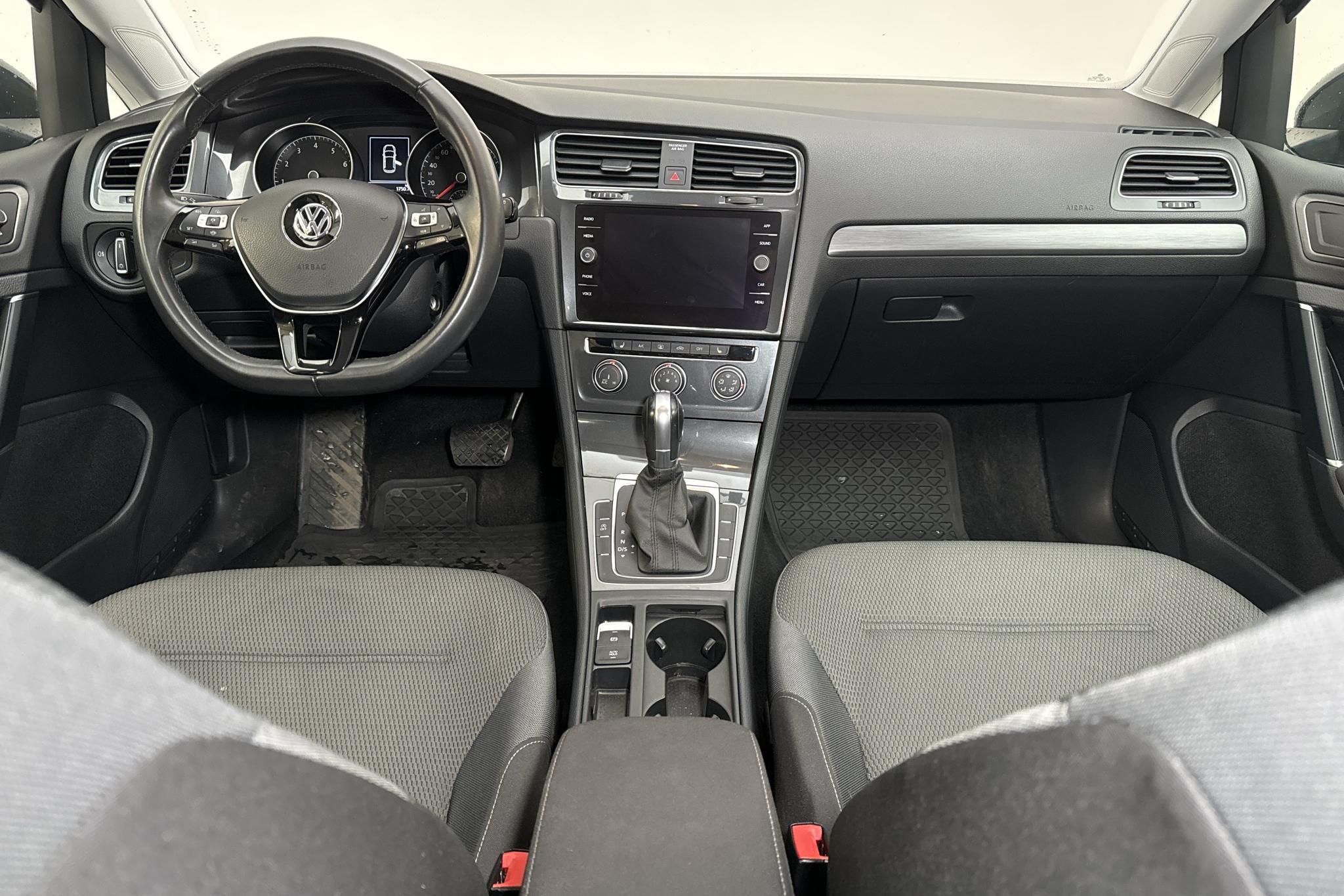 VW Golf VII 1.0 TSI 5dr (115hk) - 7 369 mil - Automat - grå - 2019