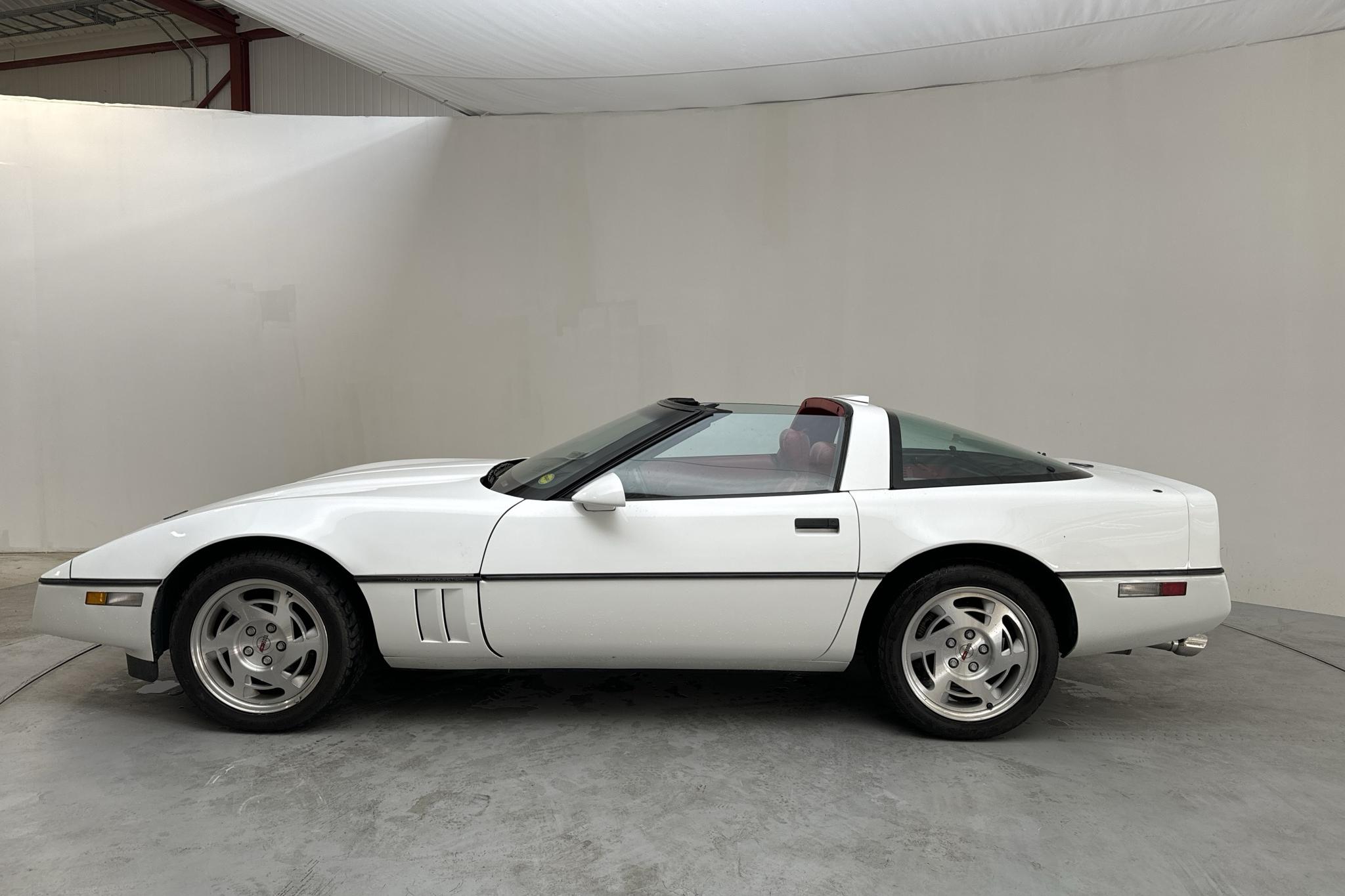Chevrolet Corvette 5.7 TPI, C4 (249hk) - 33 630 km - Automatic - white - 1990