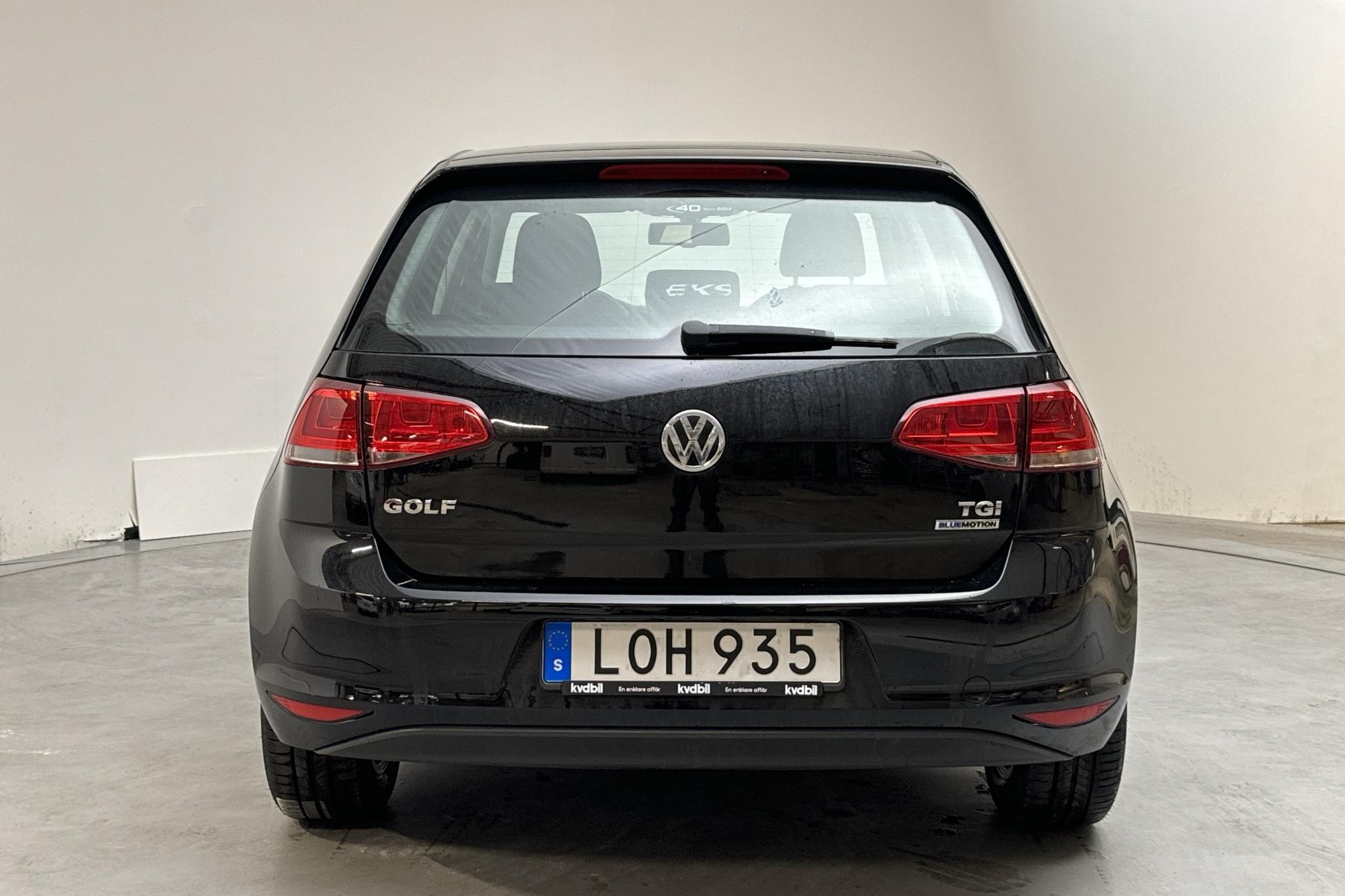 VW Golf VII 1.4 TGI 5dr (110hk) - 5 453 mil - Manuell - svart - 2015