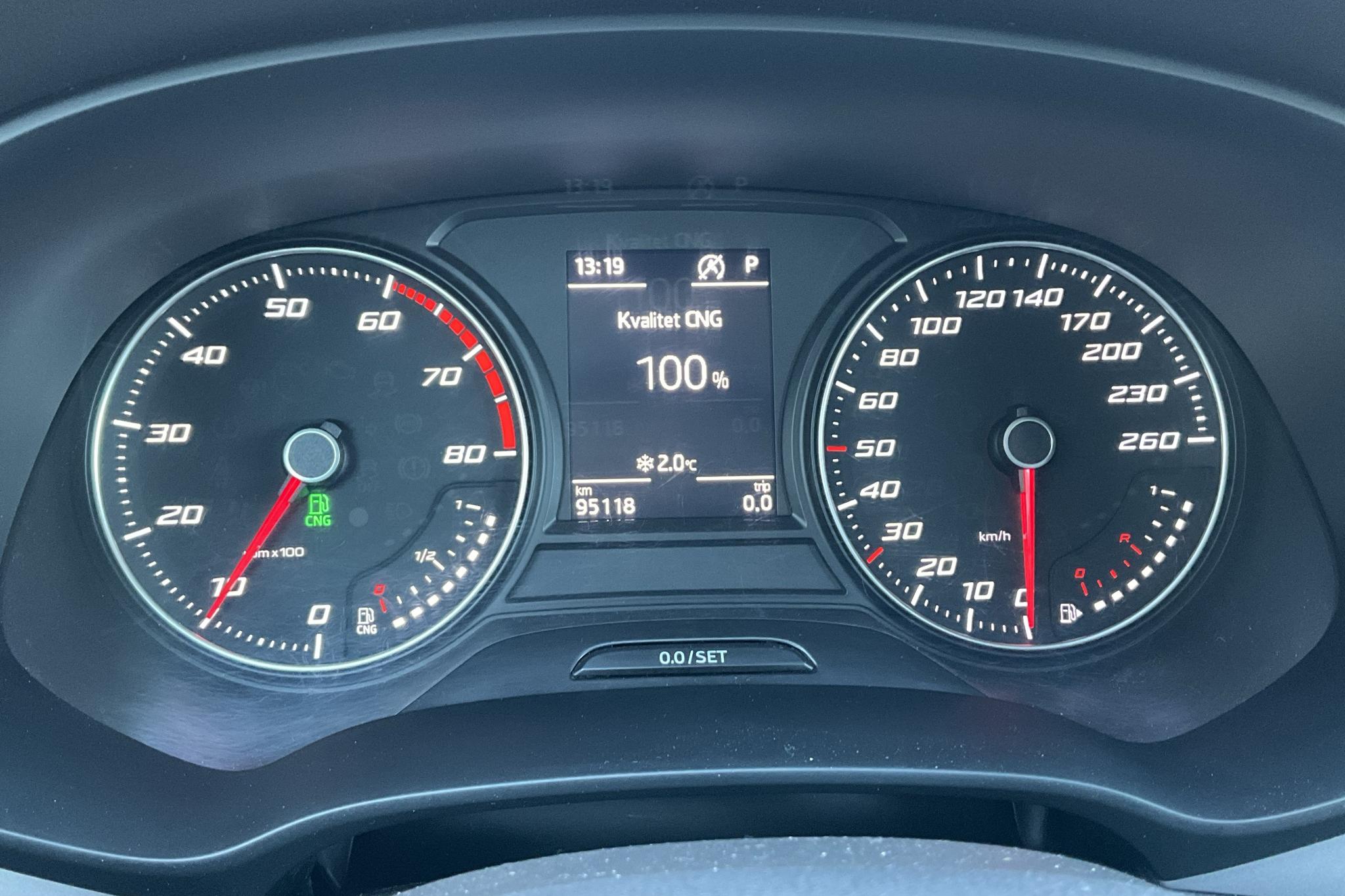 Seat Leon 1.5 TGI ST (130hk) - 95 120 km - Automatyczna - biały - 2019