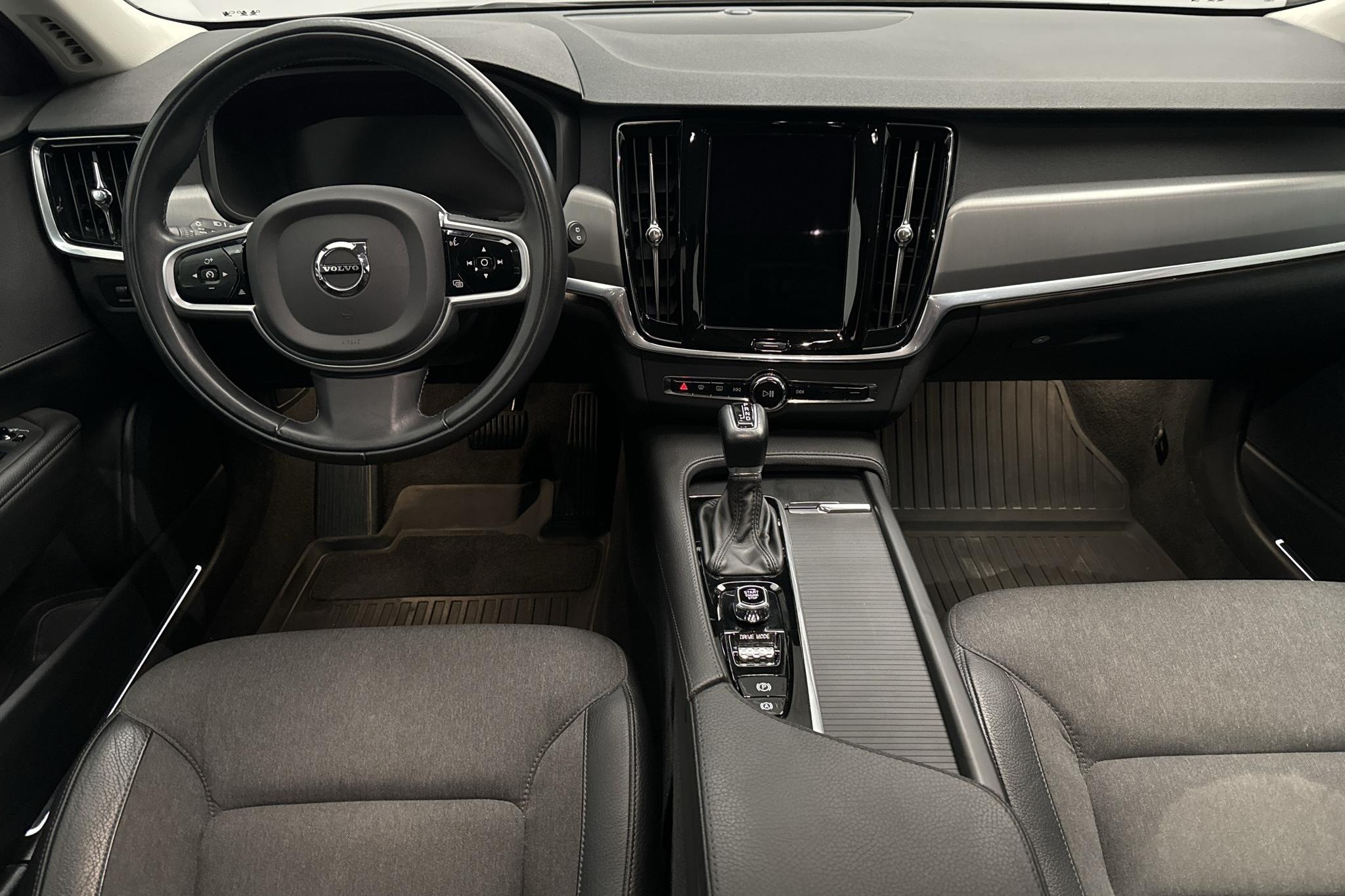 Volvo V90 D4 AWD (190hk) - 10 899 mil - Automat - grå - 2020