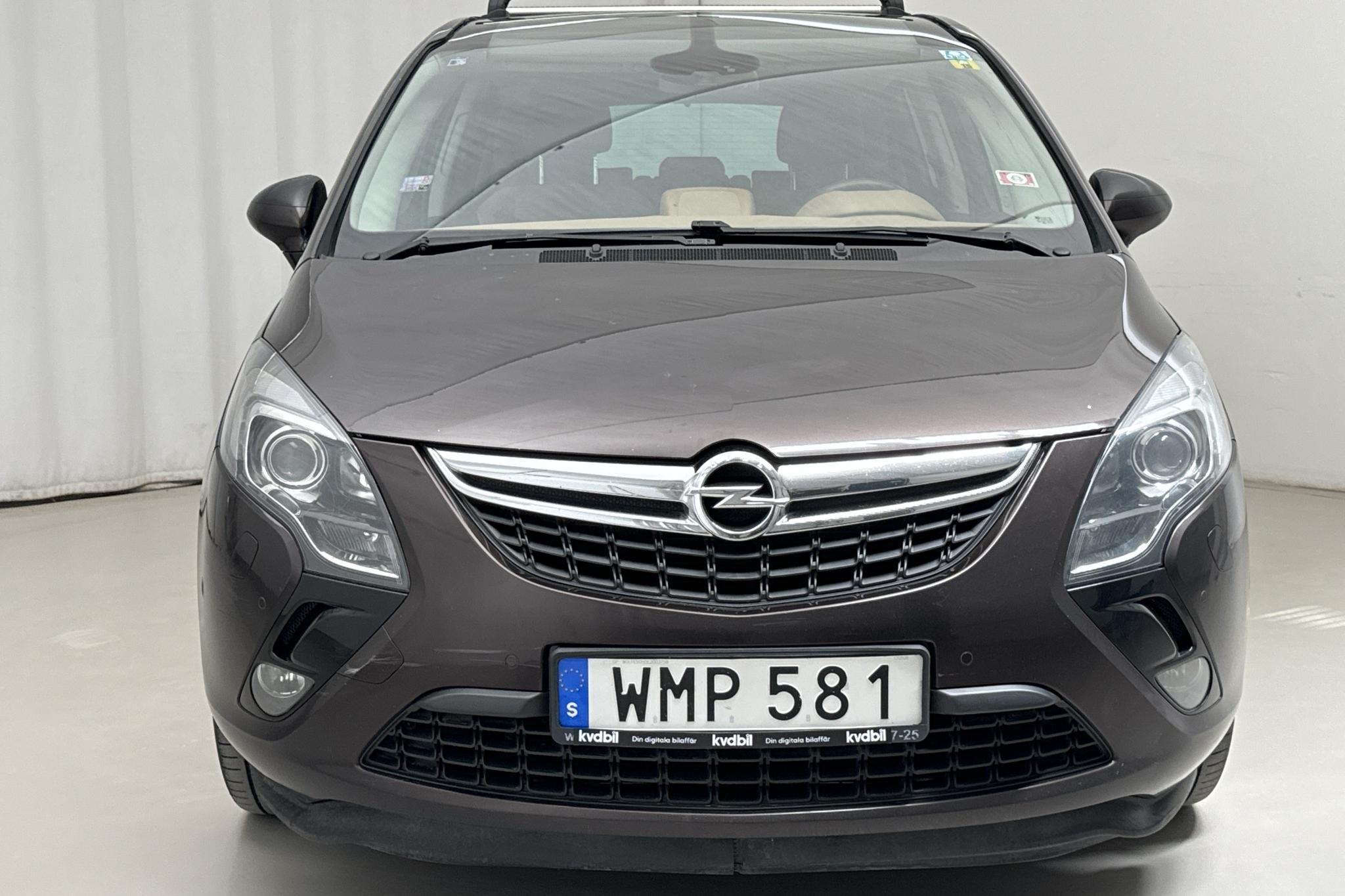 Opel Zafira Tourer 2.0 ECOTEC (165hk) - 132 040 km - Automaattinen - ruskea - 2014
