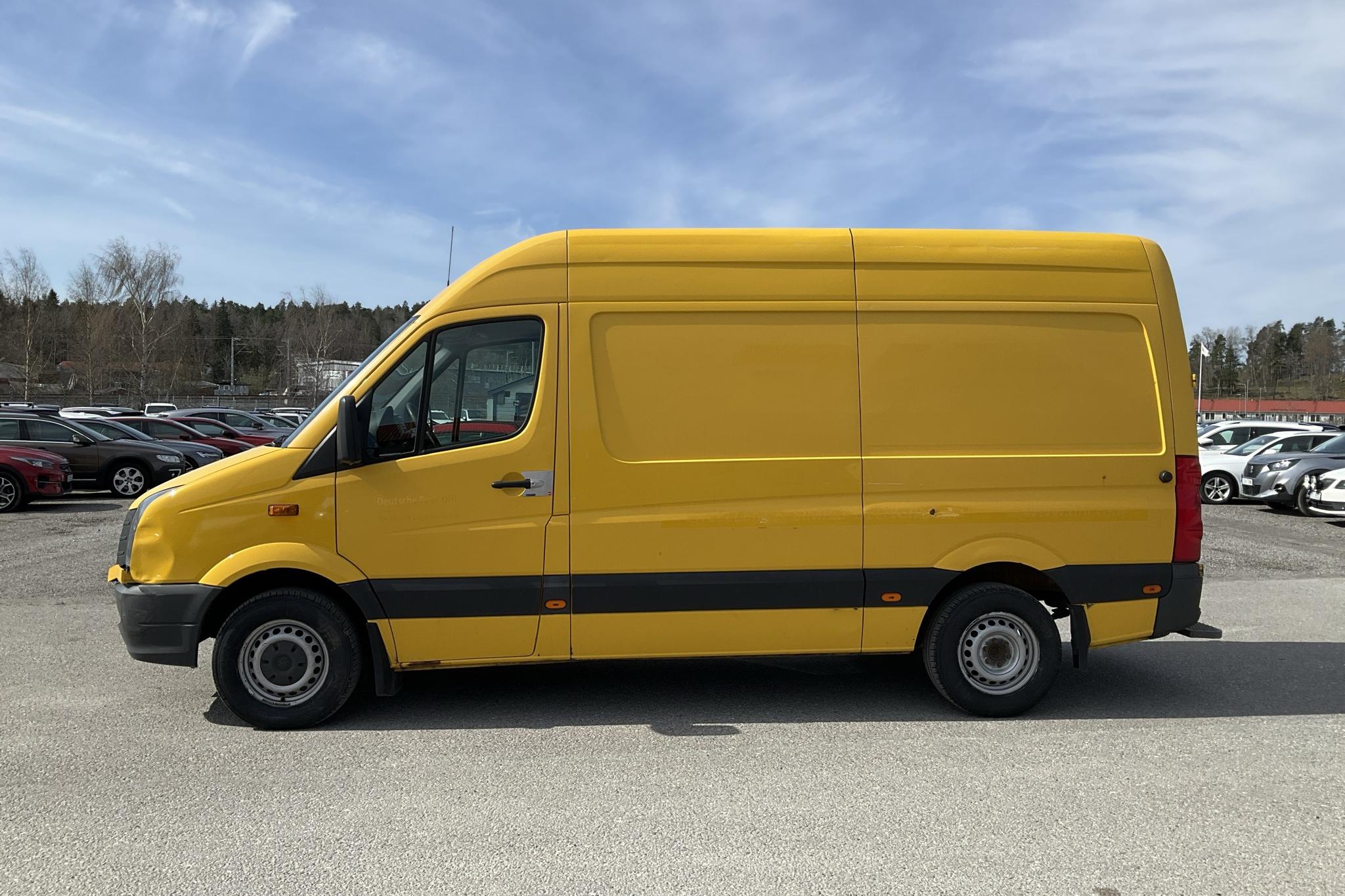 VW Crafter 35 2.0 TDI Skåp (136hk) - 244 950 km - Manual - Light Yellow - 2014