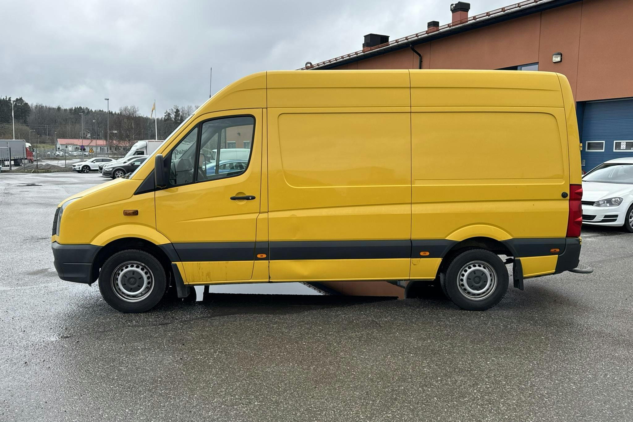 Used Volkswagen 35 2 0 TDI Sk p 259 620 Km 136 Hp 100 KW used-volkswagen-35-2-0-tdi-sk-p-259-620-km-136-hp-100-kw