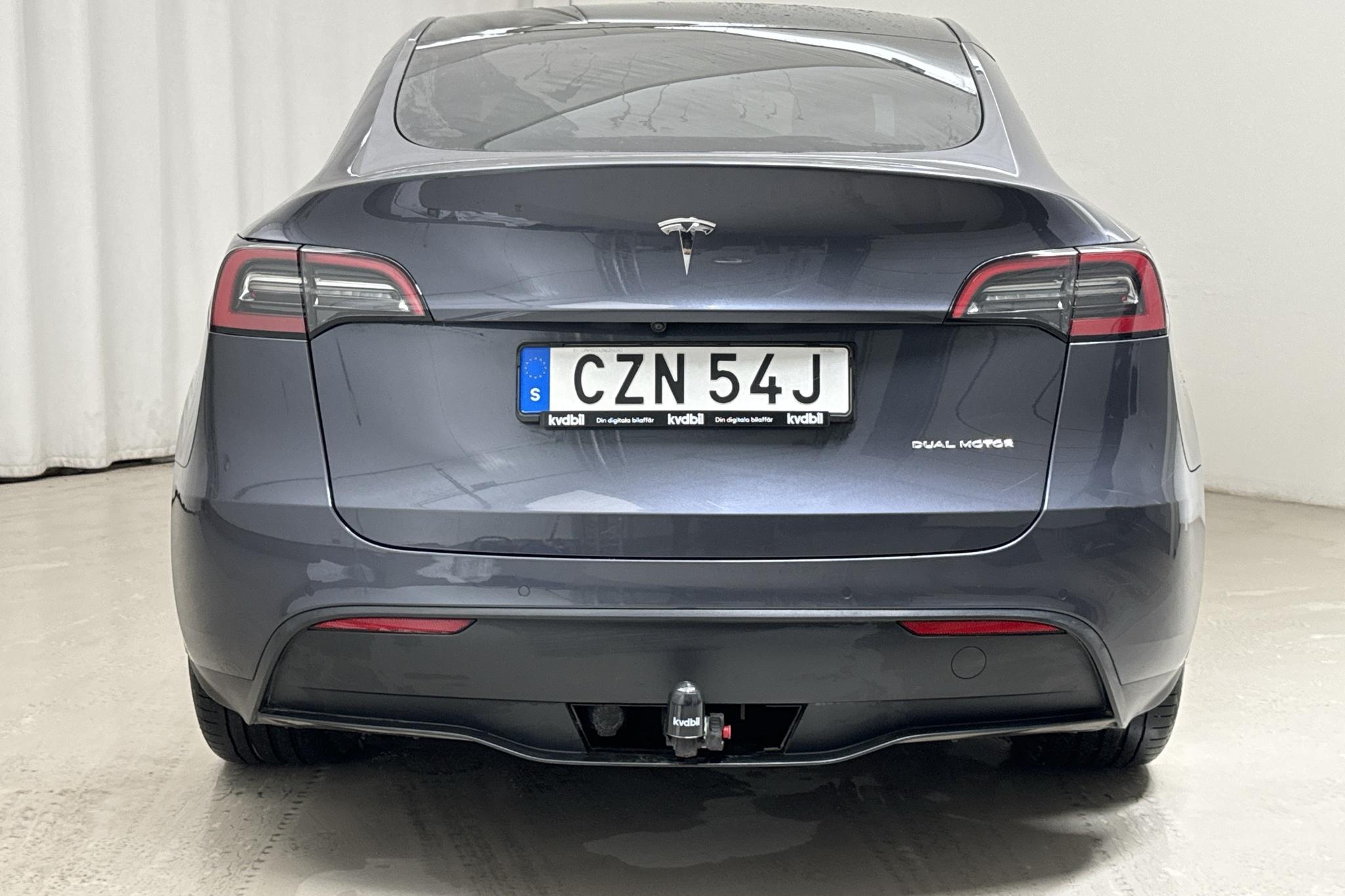 Tesla Model Y Long Range Dual Motor AWD - 59 370 km - Automatic - gray - 2022