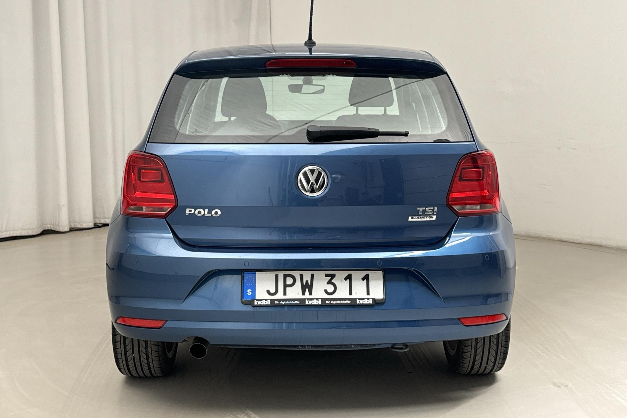 VW Polo 1.2 TSI 5dr (90hk) - 105 440 km - Manual - blue - 2015