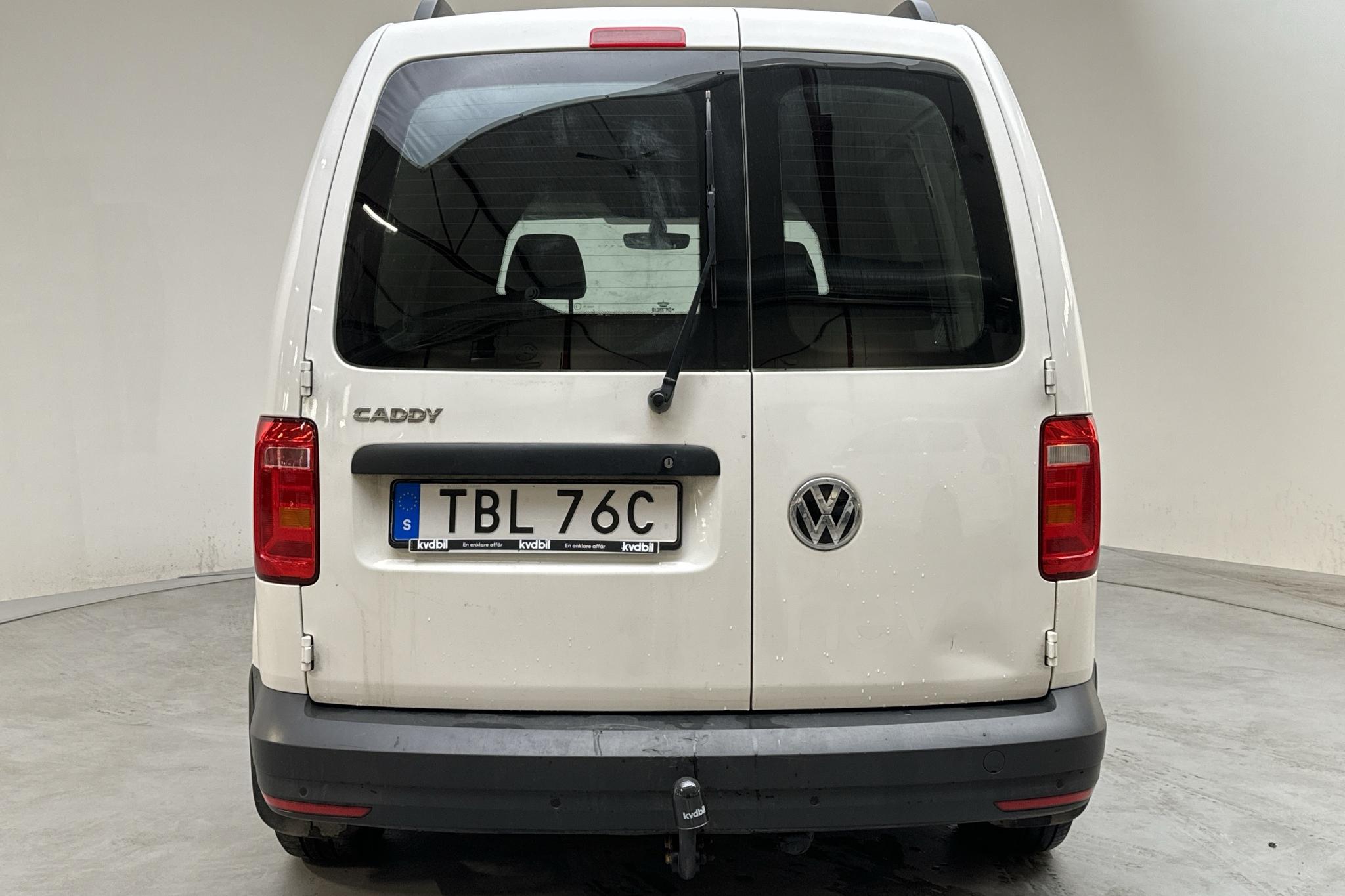 VW Caddy 2.0 TDI Skåp (102hk) - 8 690 mil - Automat - vit - 2020