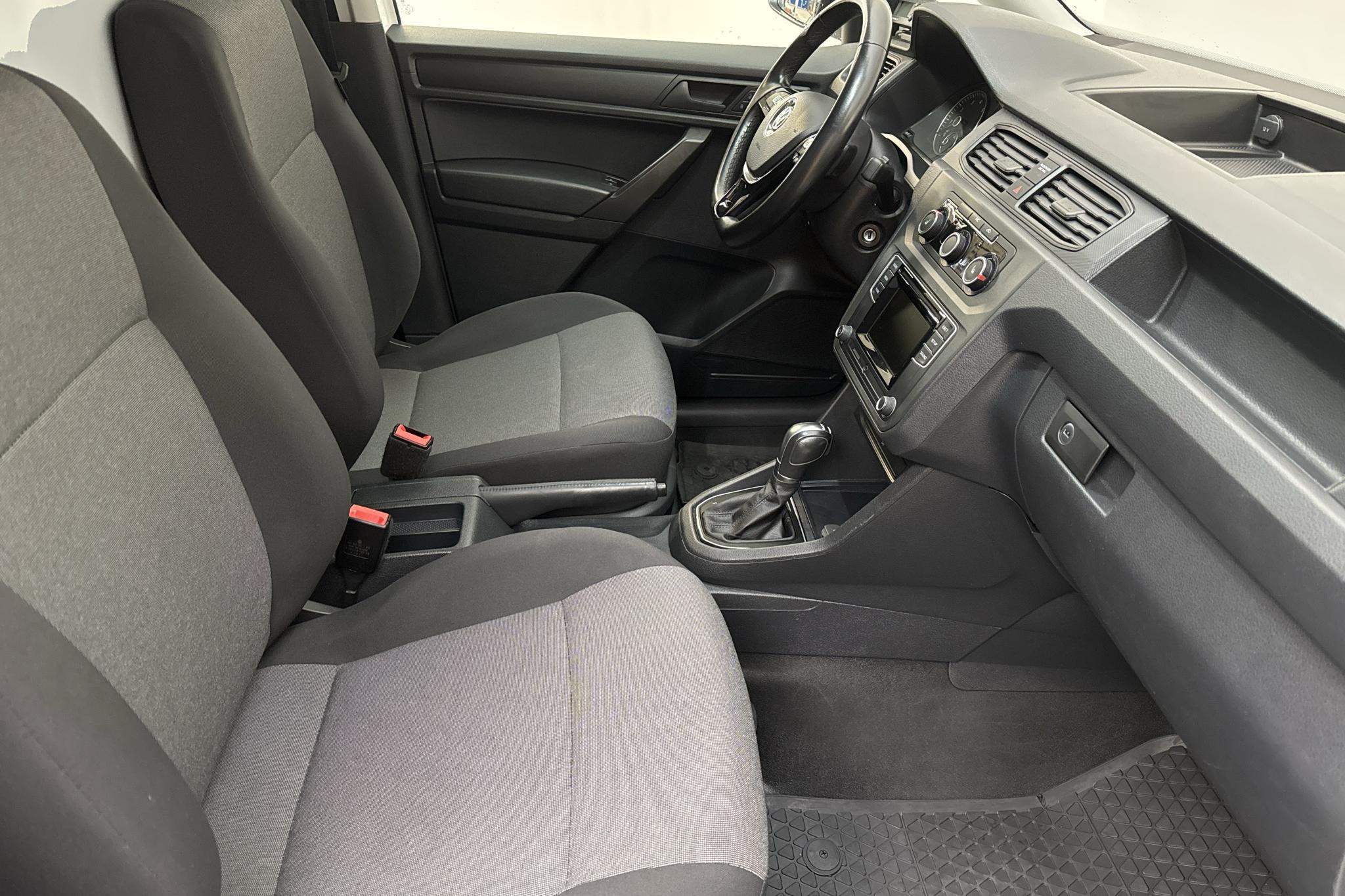 VW Caddy 1.4 TGI Maxi Skåp (110hk) - 89 310 km - Automatic - white - 2019