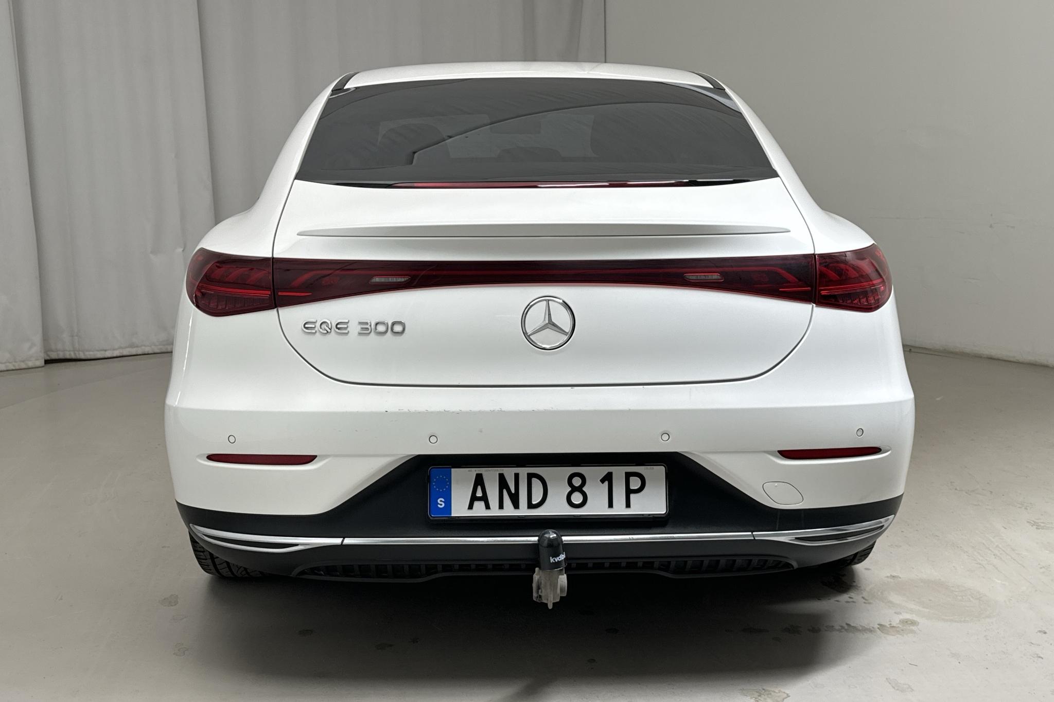 Mercedes EQE 300 V295 (245hk) - 105 770 km - Automatyczna - biały - 2023